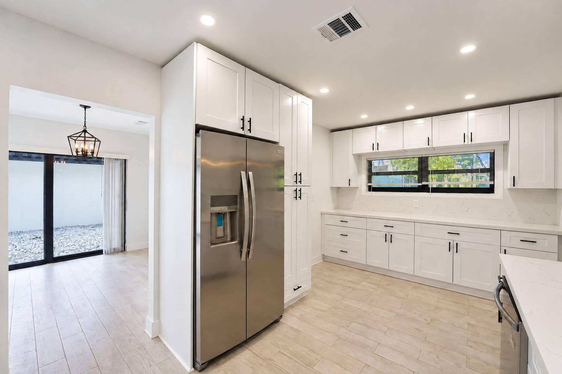 Completely renovated kitchen
