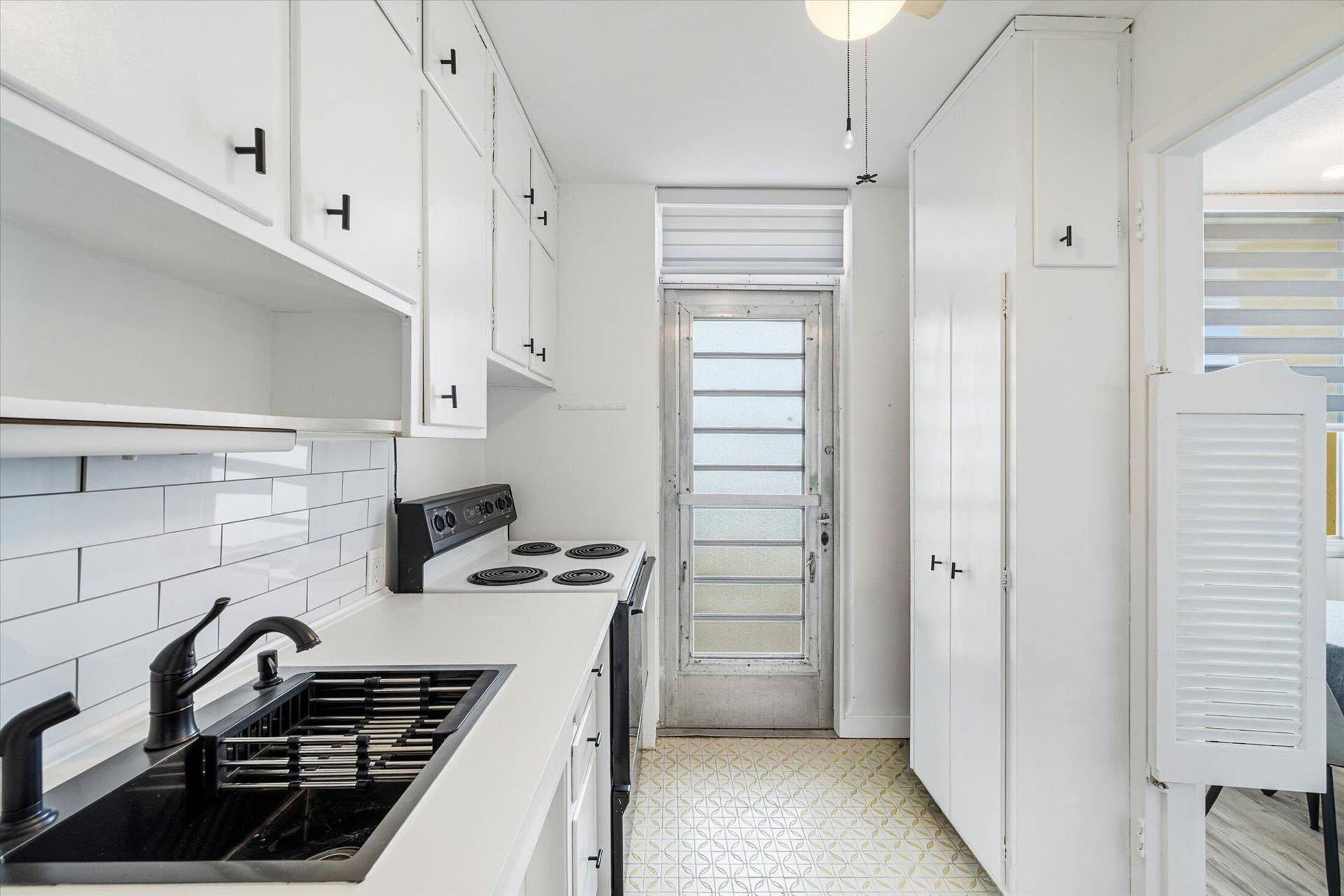 2400 NE 9th Street, #604, Fort Lauderdale, FL 33304 08-2400 NE 9th St #604, Fort Lauderdale-