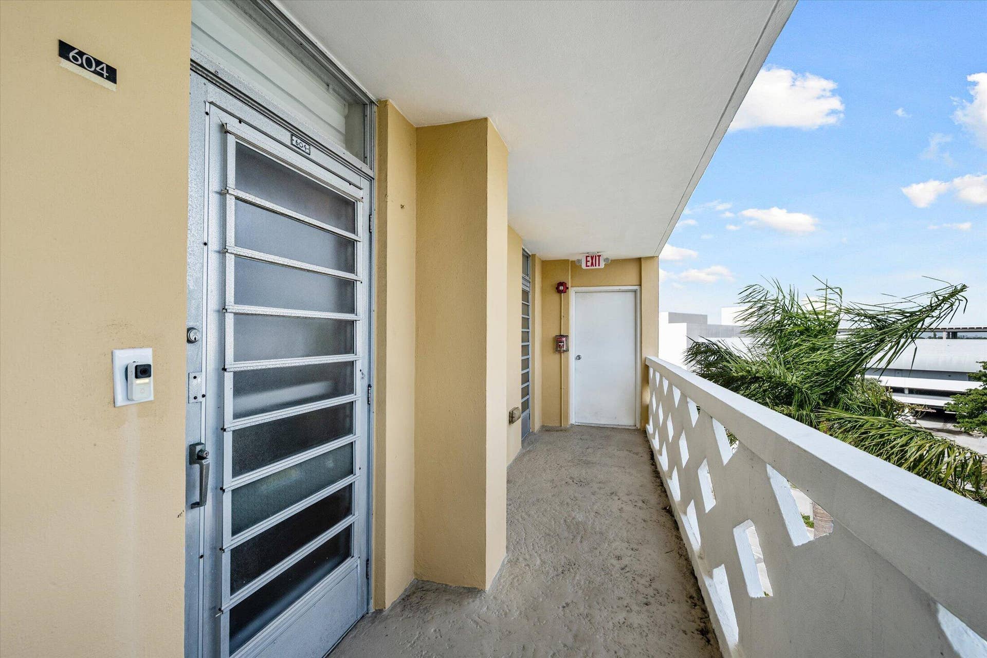 2400 NE 9th Street, #604, Fort Lauderdale, FL 33304 17-2400 NE 9th St #604, Fort Lauderdale-