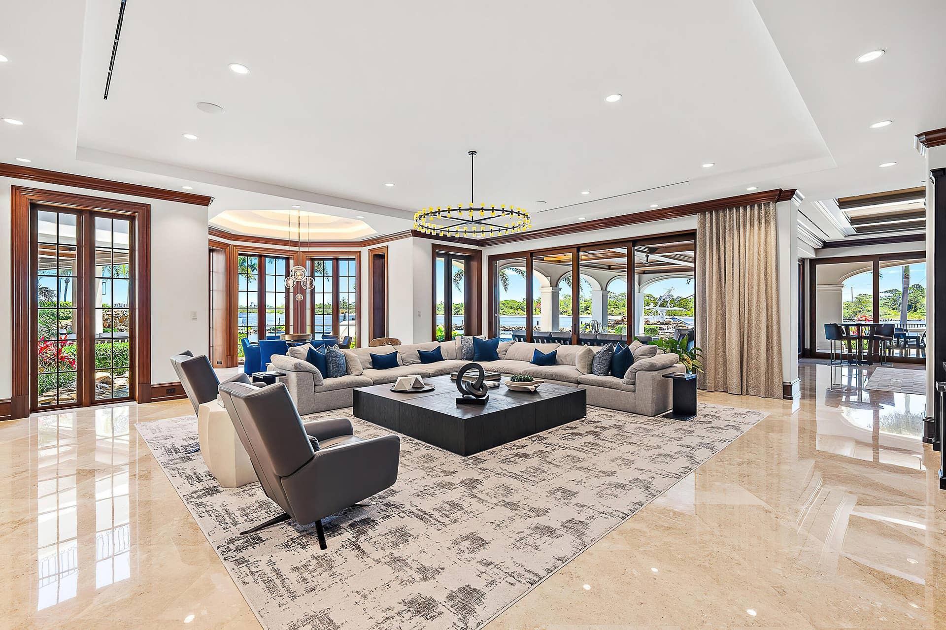 176 Spyglass Lane, Jupiter, FL 33477 Family Room