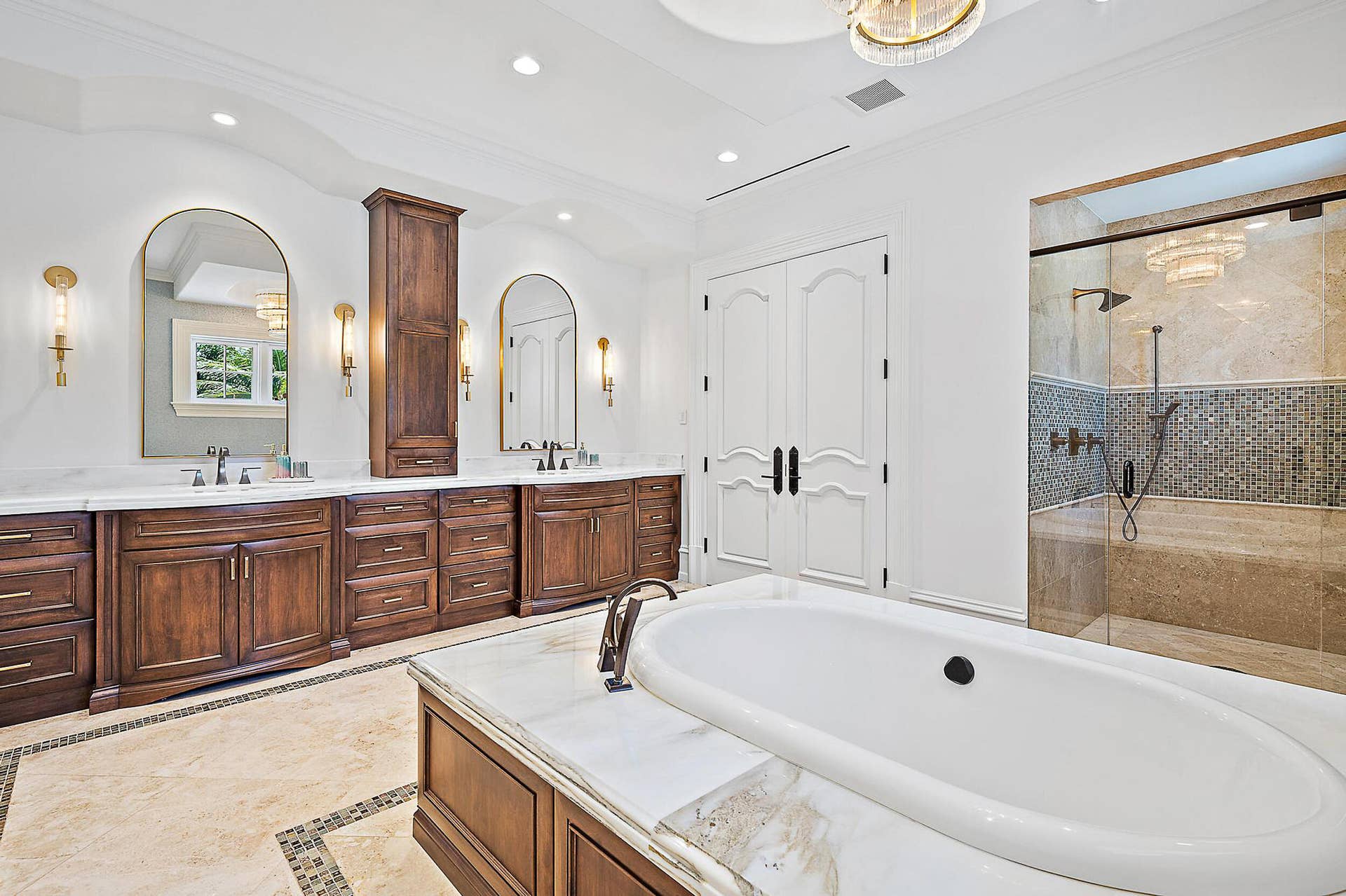 176 Spyglass Lane, Jupiter, FL 33477 Guest Bathroom
