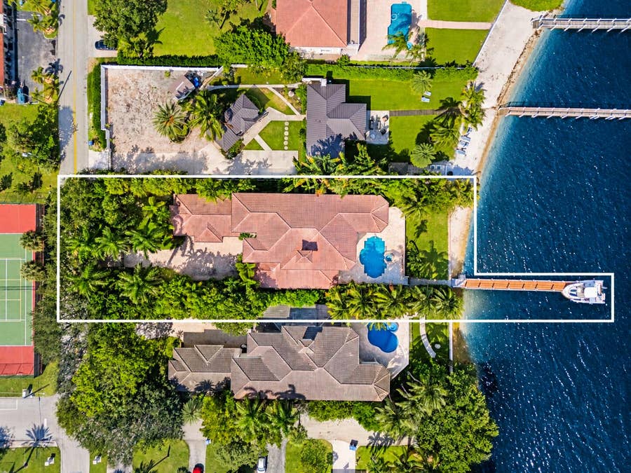 Property photo for 318 S Lake Drive, Lantana, FL