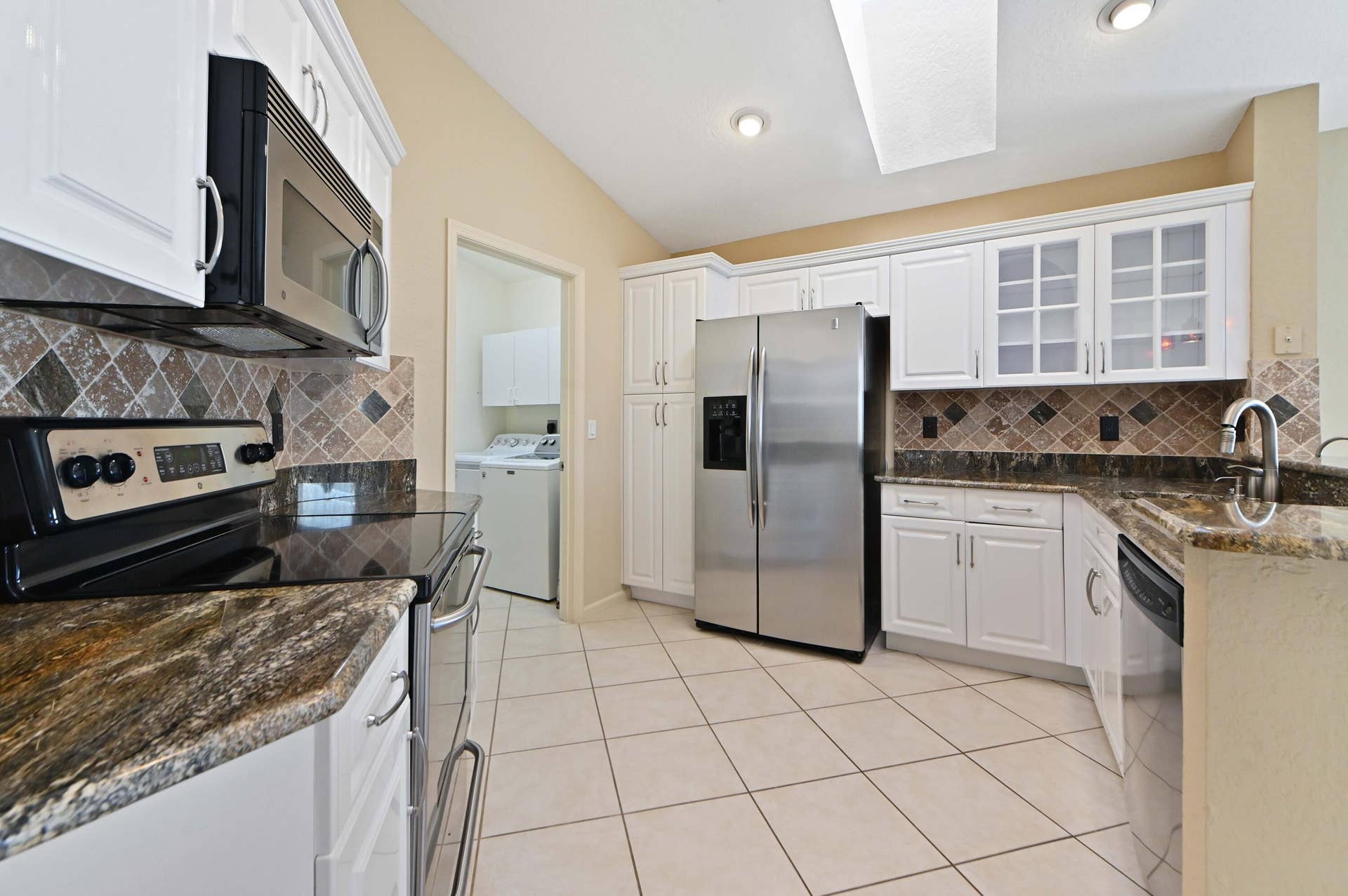 12788 Coral Lakes Drive, Boynton Beach, FL 33437 14 Kitchen 01