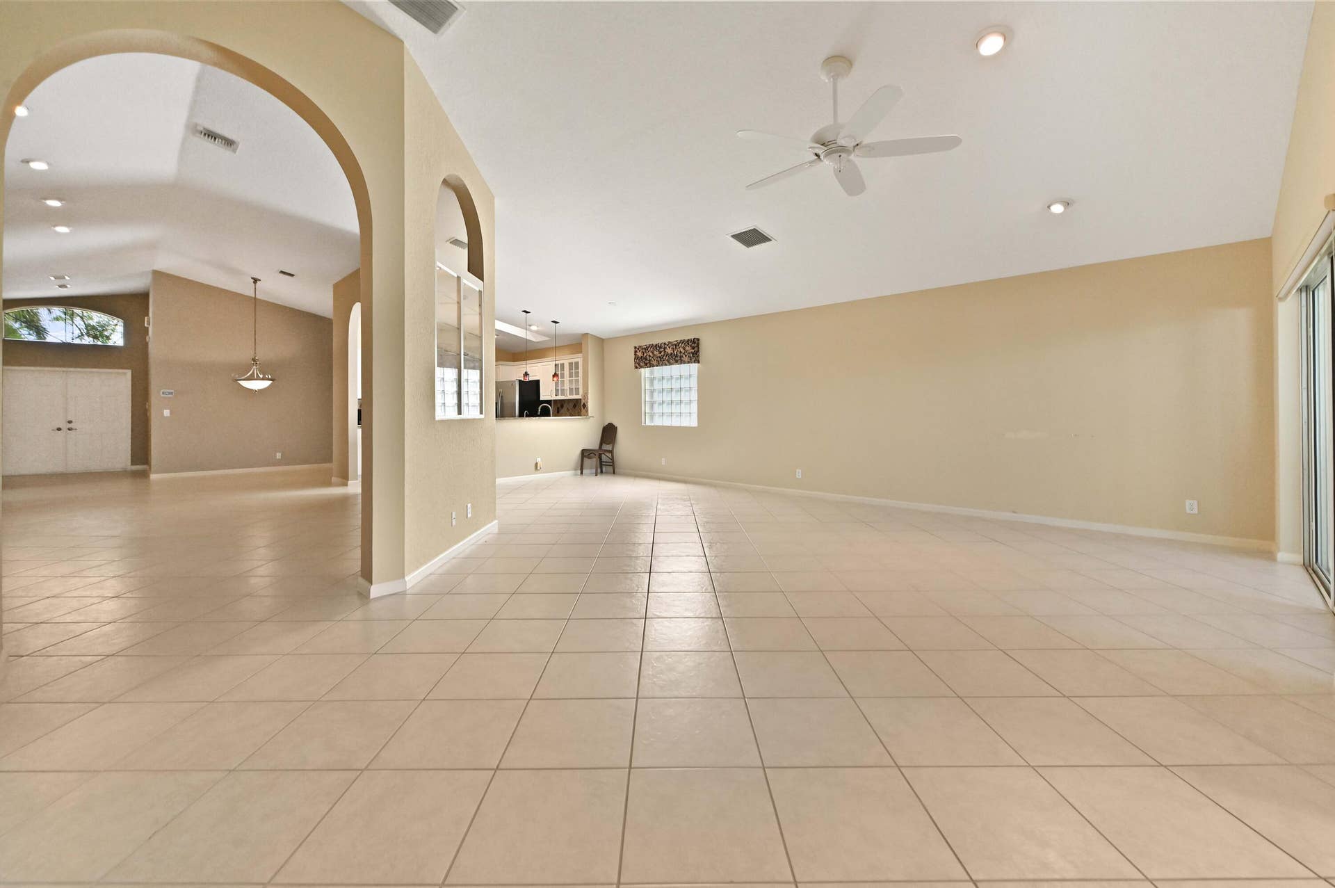 12788 Coral Lakes Drive, Boynton Beach, FL 33437 10 Living room 04