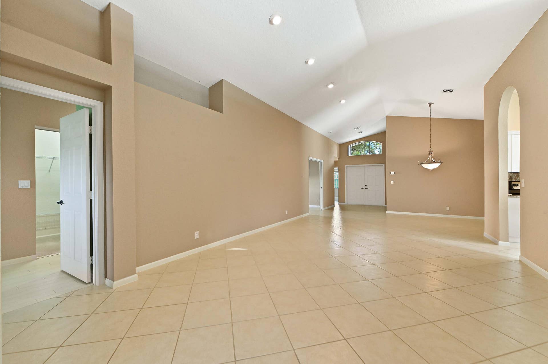 12788 Coral Lakes Drive, Boynton Beach, FL 33437 08 Living room 02