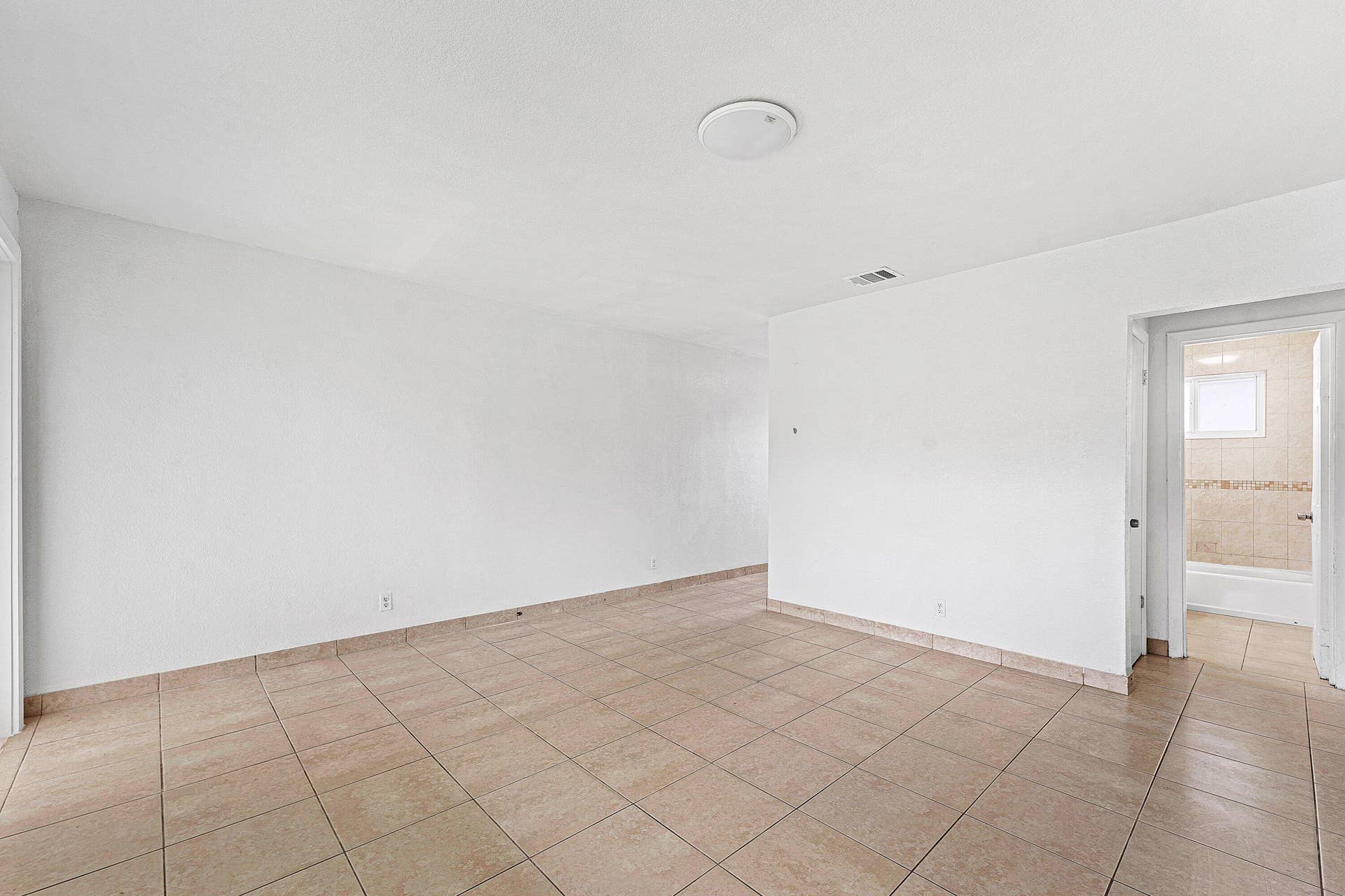 040-118PhippenWaitersRoad-2-DaniaBeach-F