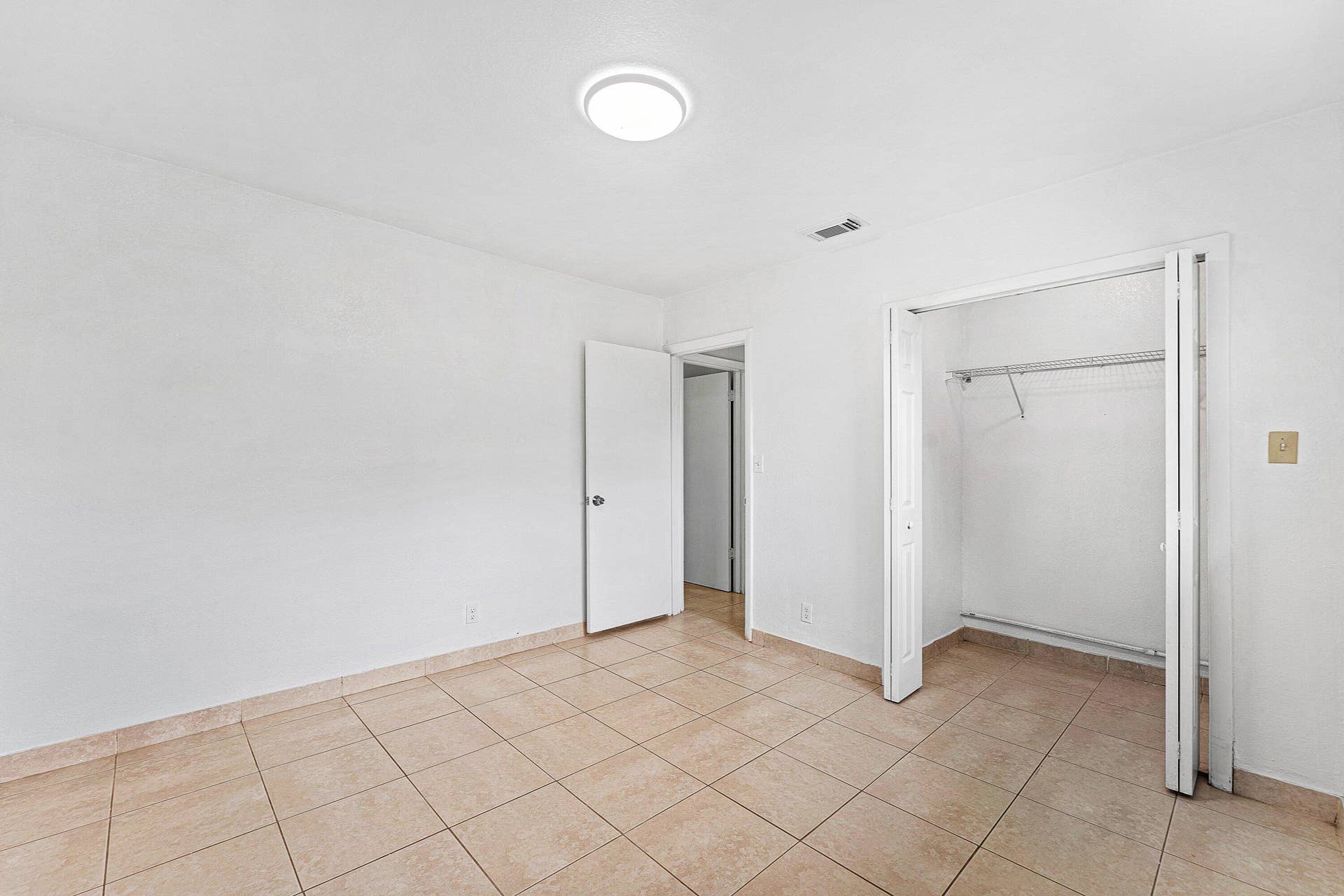 045-118PhippenWaitersRoad-2-DaniaBeach-F