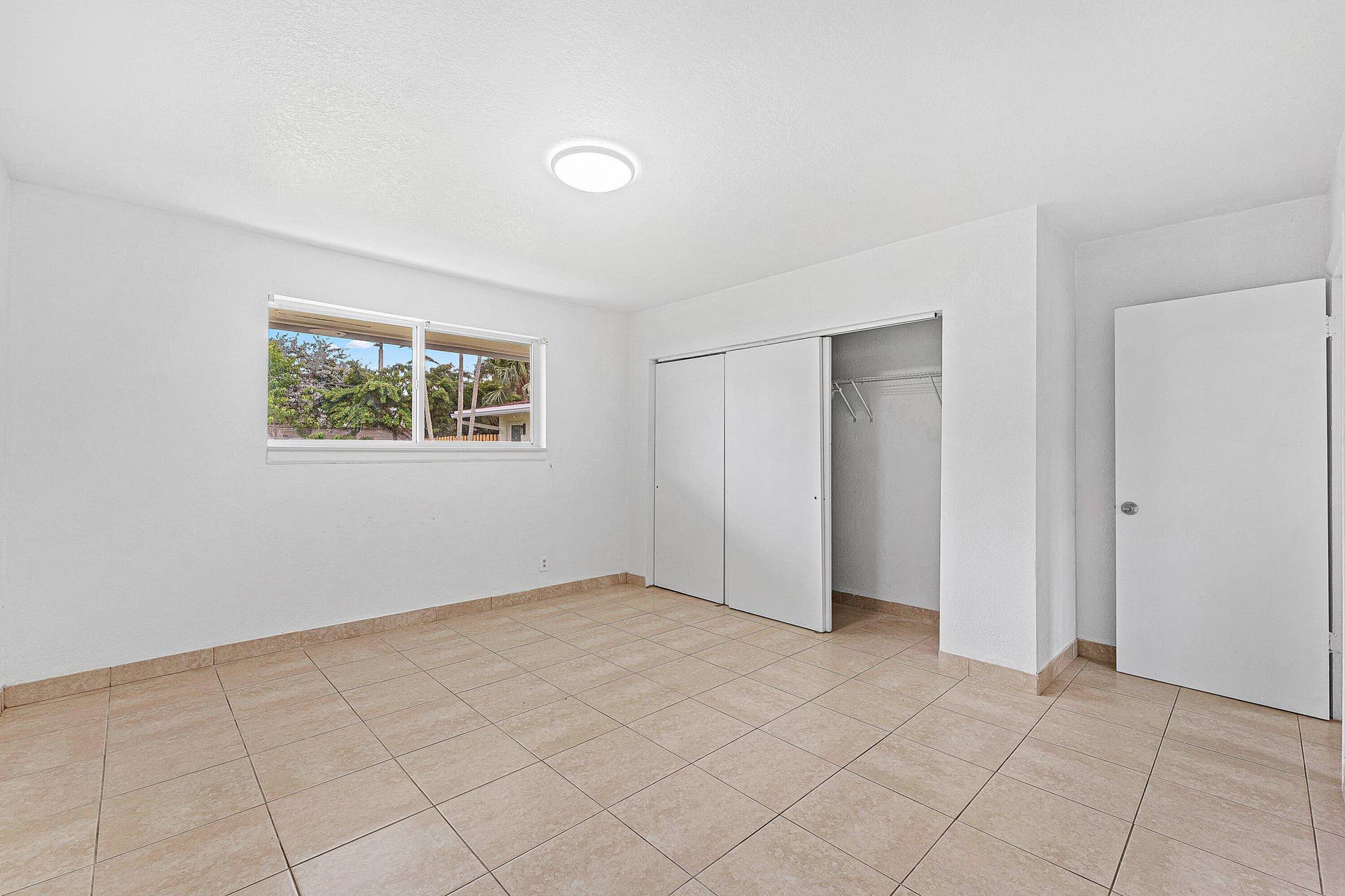 047-118PhippenWaitersRoad-2-DaniaBeach-F