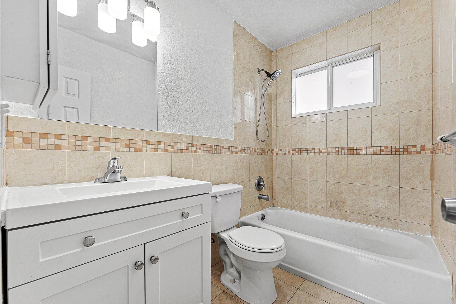 049-118PhippenWaitersRoad-2-DaniaBeach-F