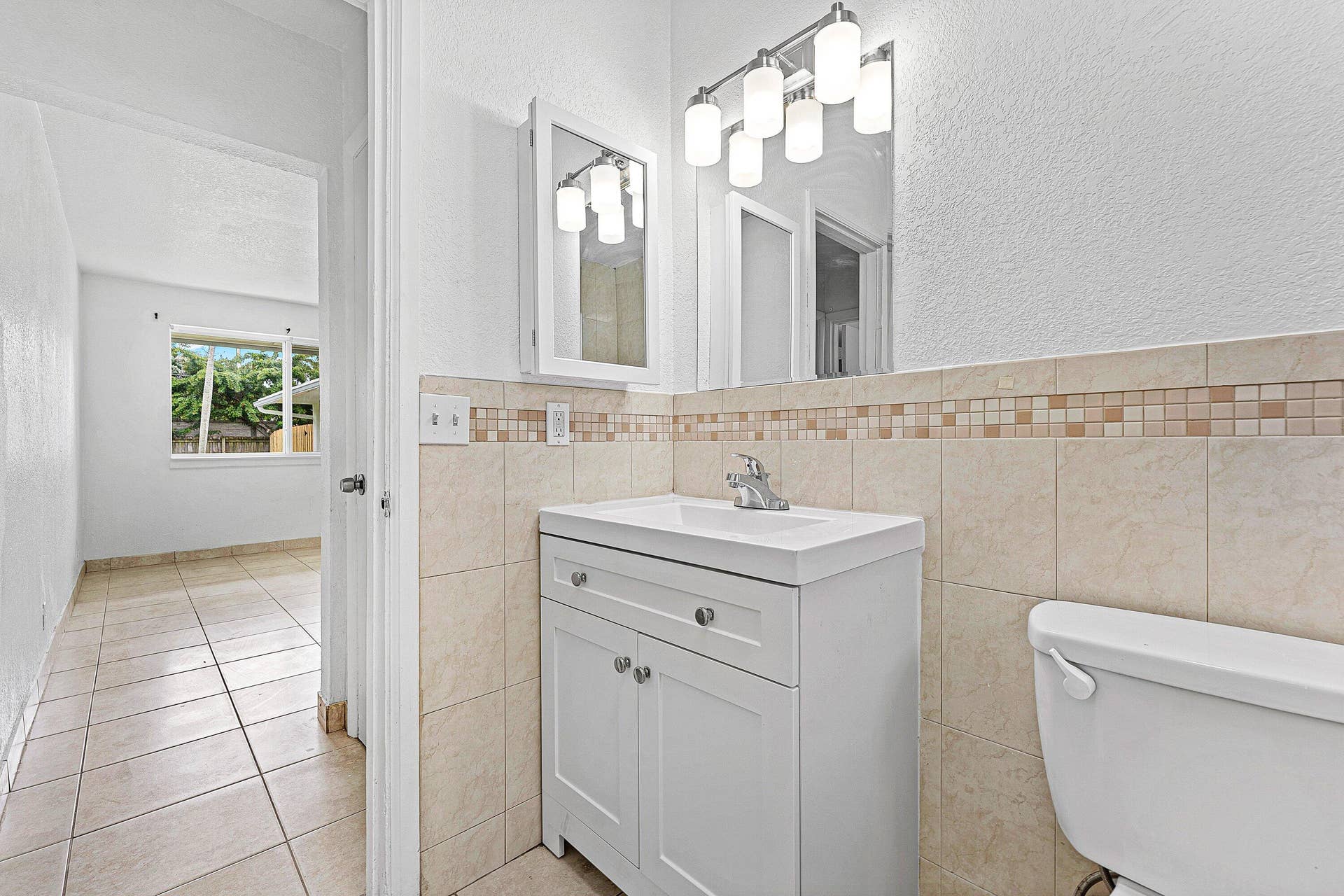 051-118PhippenWaitersRoad-2-DaniaBeach-F