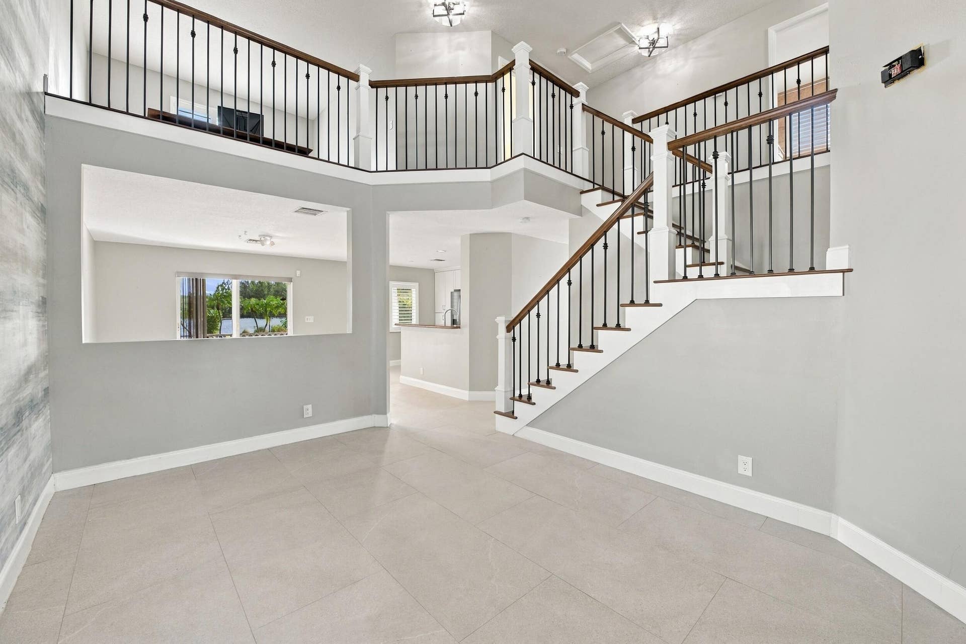 4592 SW 14TH Street, Deerfield Beach, FL 33442 5__jjl4681