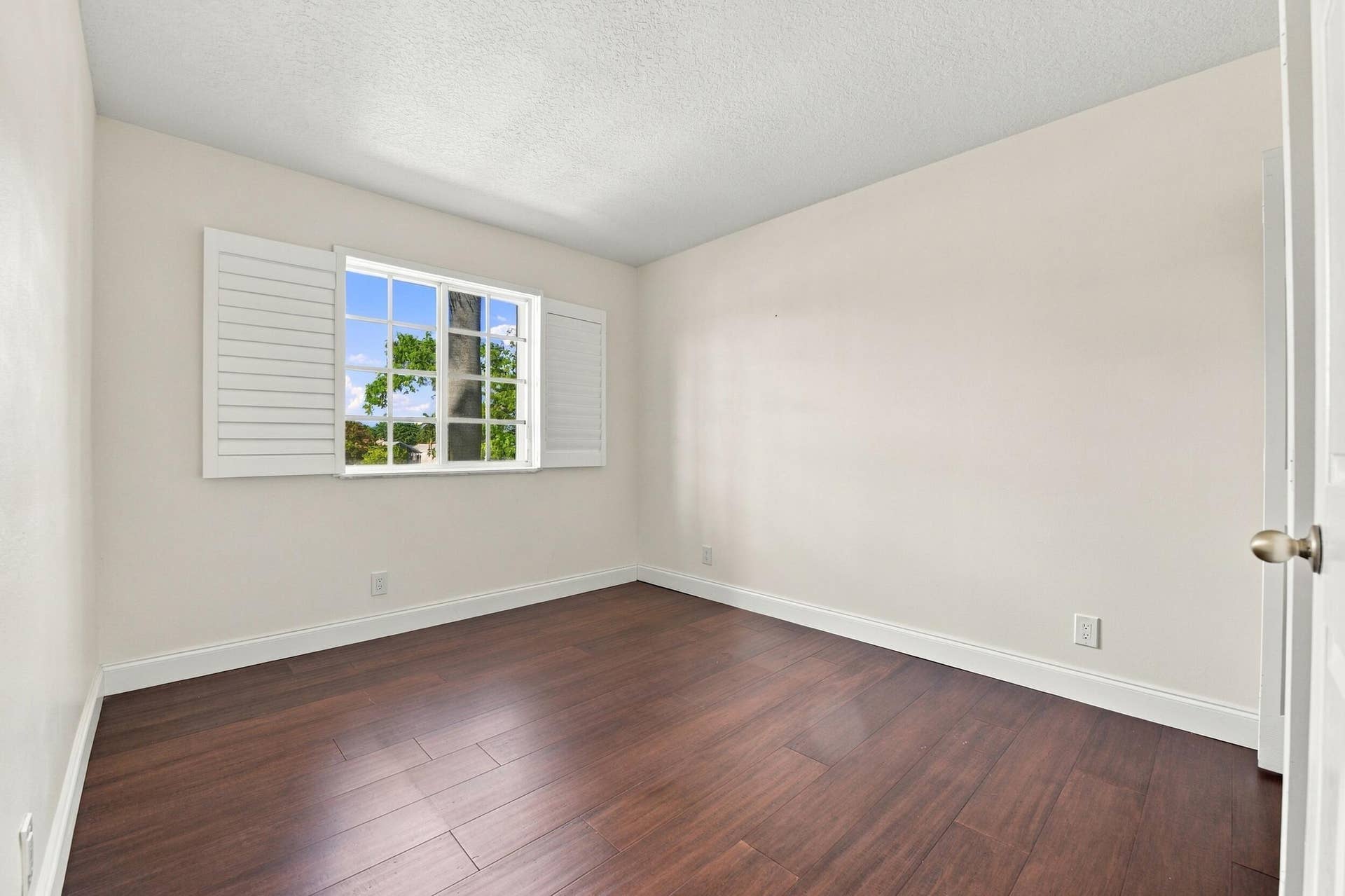 4592 SW 14TH Street, Deerfield Beach, FL 33442 49__jjl4906