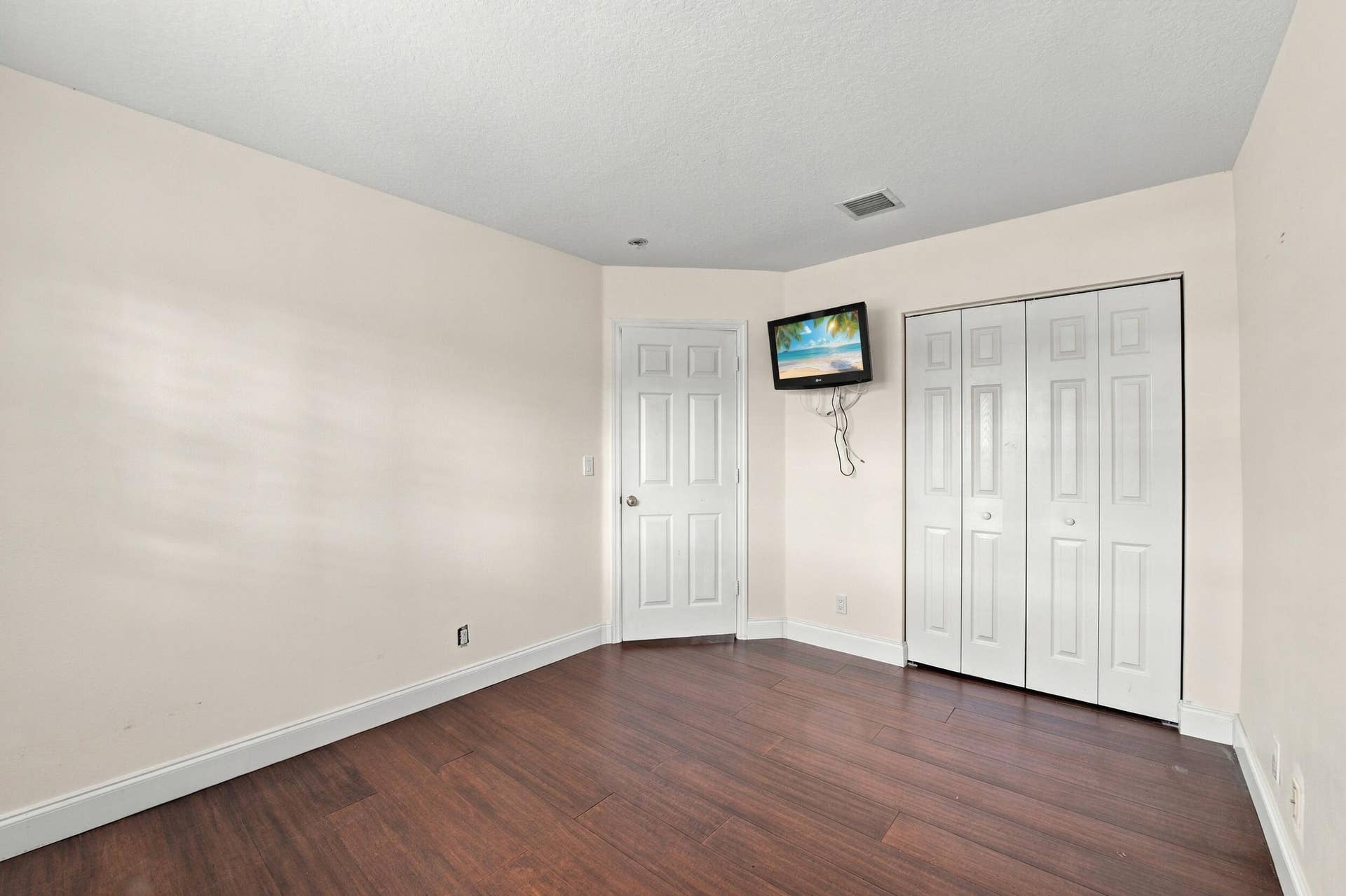 4592 SW 14TH Street, Deerfield Beach, FL 33442 53__jjl4926
