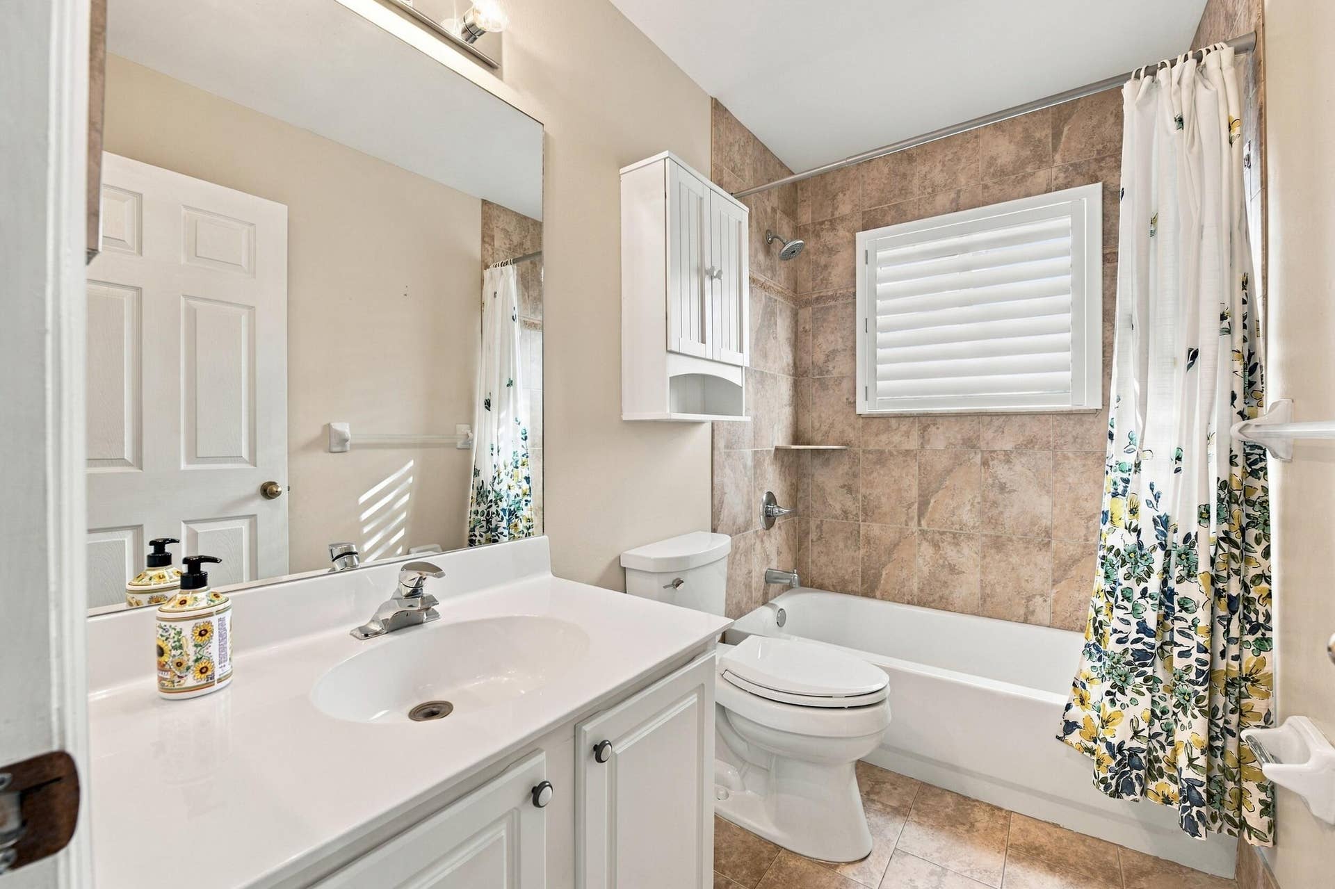 4592 SW 14TH Street, Deerfield Beach, FL 33442 48__jjl4901