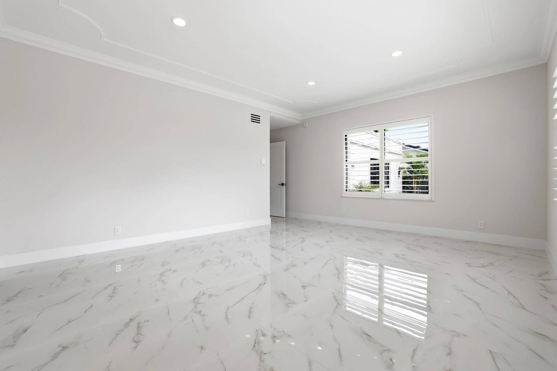 1210 Bimini Lane, Singer Island, FL 33404 Primary Bedroom