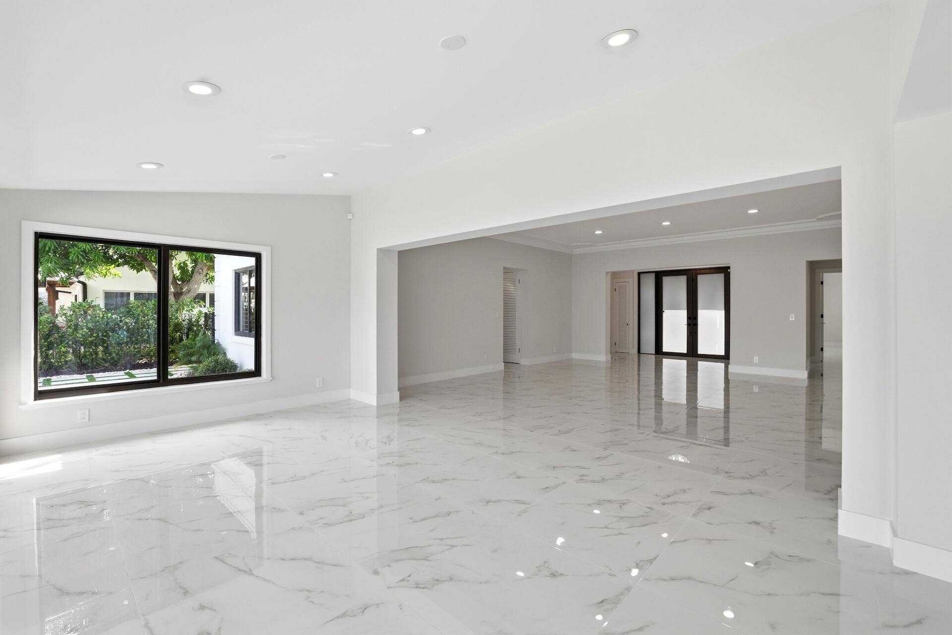 1210 Bimini Lane, Singer Island, FL 33404 Family Room
