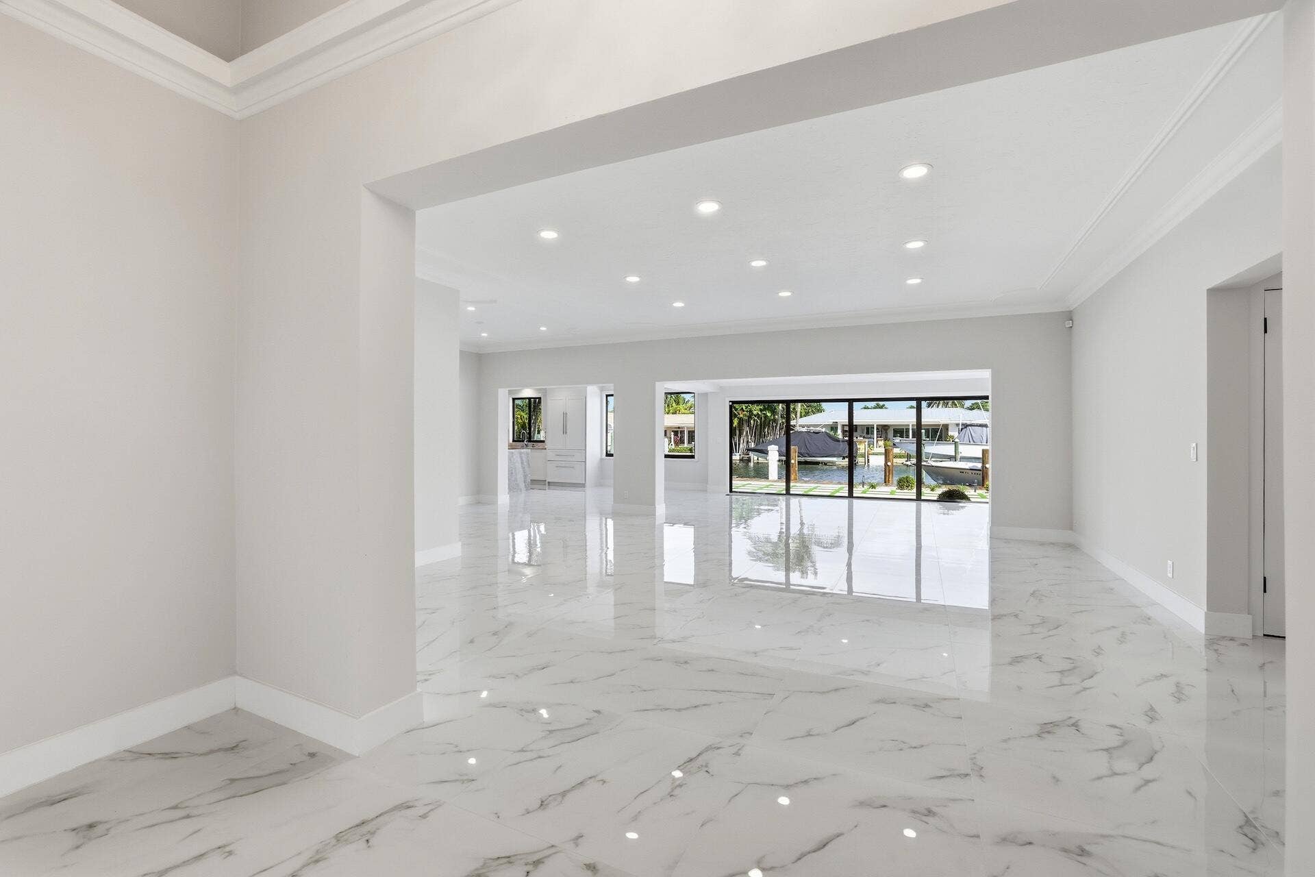 1210 Bimini Lane, Singer Island, FL 33404 Living Room