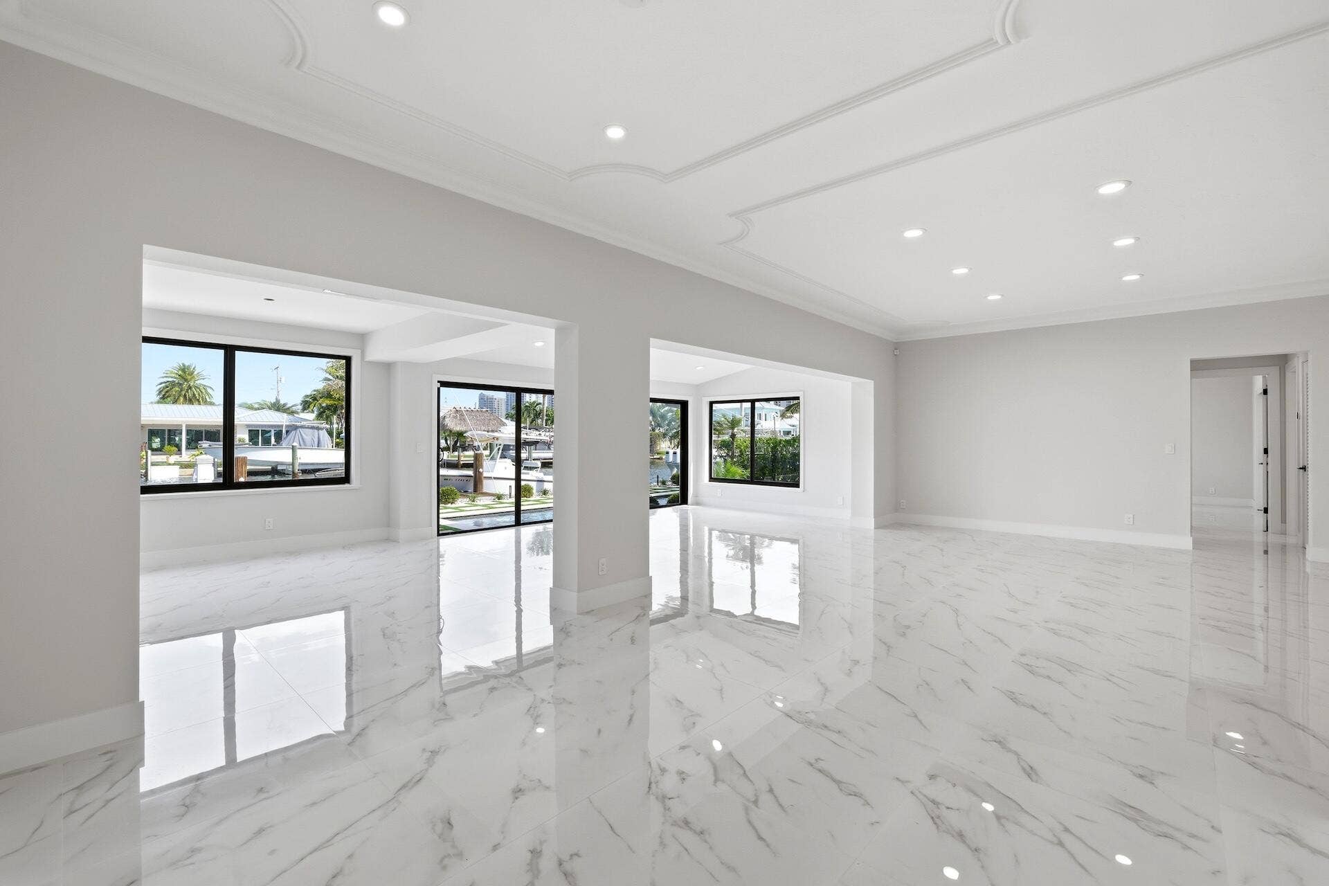 1210 Bimini Lane, Singer Island, FL 33404 Family Room