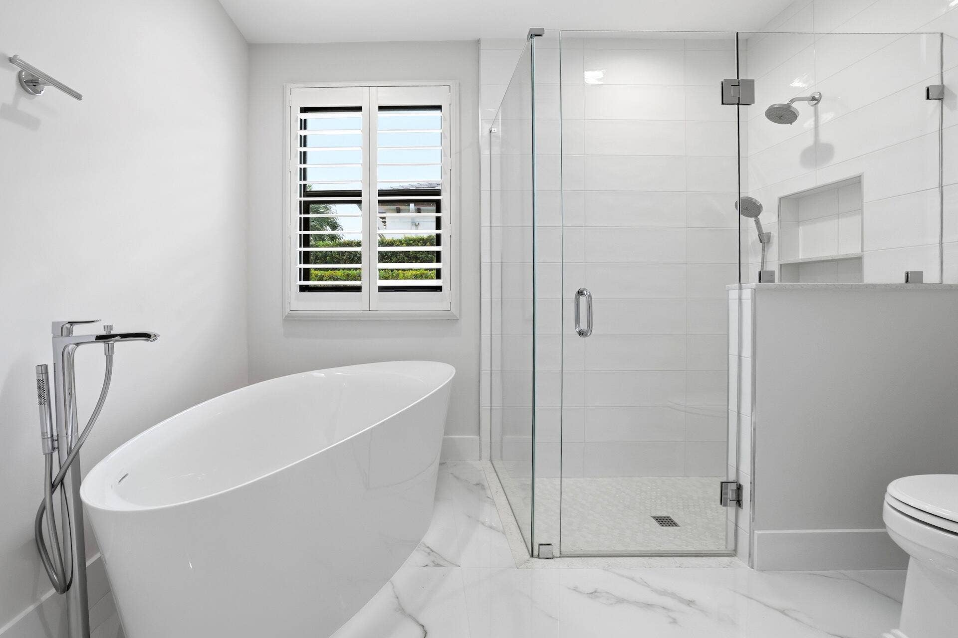 1210 Bimini Lane, Singer Island, FL 33404 Primary Bathroom