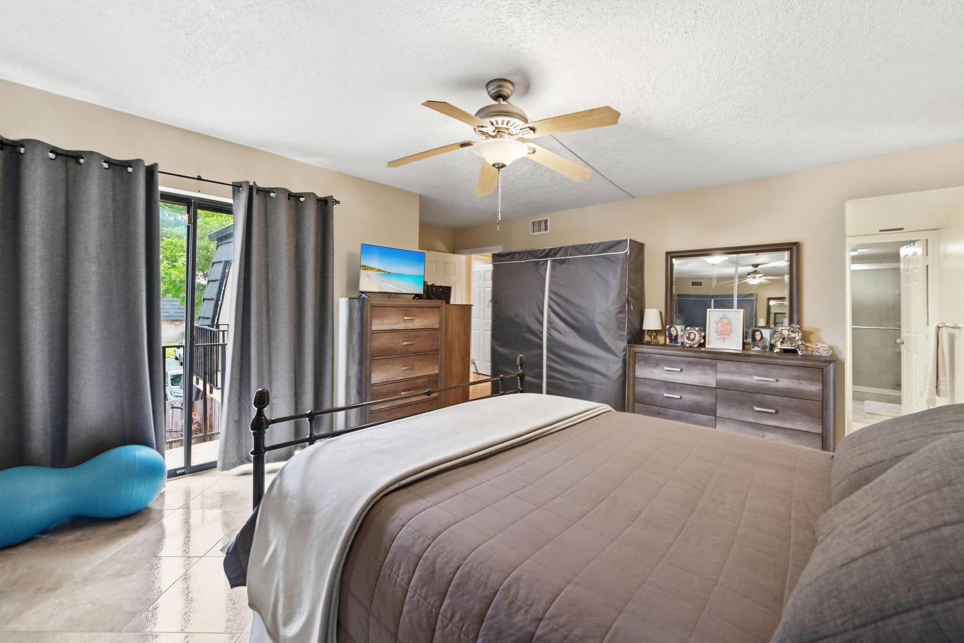 302 Woodland Road, Palm Springs, FL 33461 21 Bedroom 05