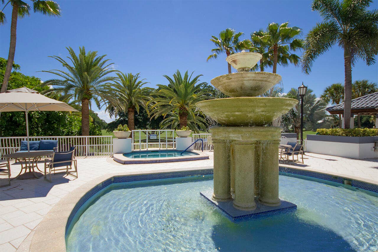 500 SE Mizner Boulevard, #A209, Boca Raton, FL 33432 006 TP-Pool-LR