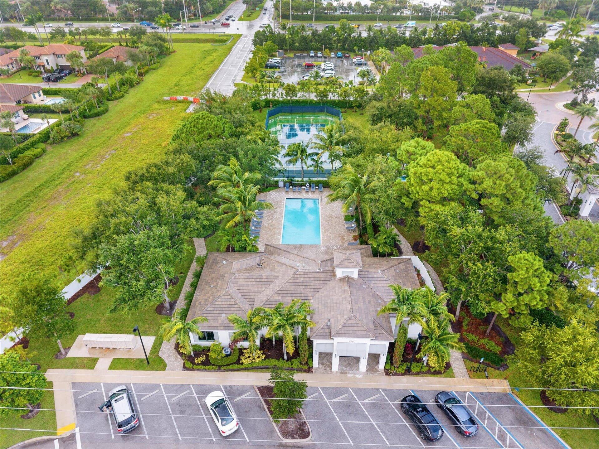 7332 Estero Drive, Lake Worth, FL 33463 48-48