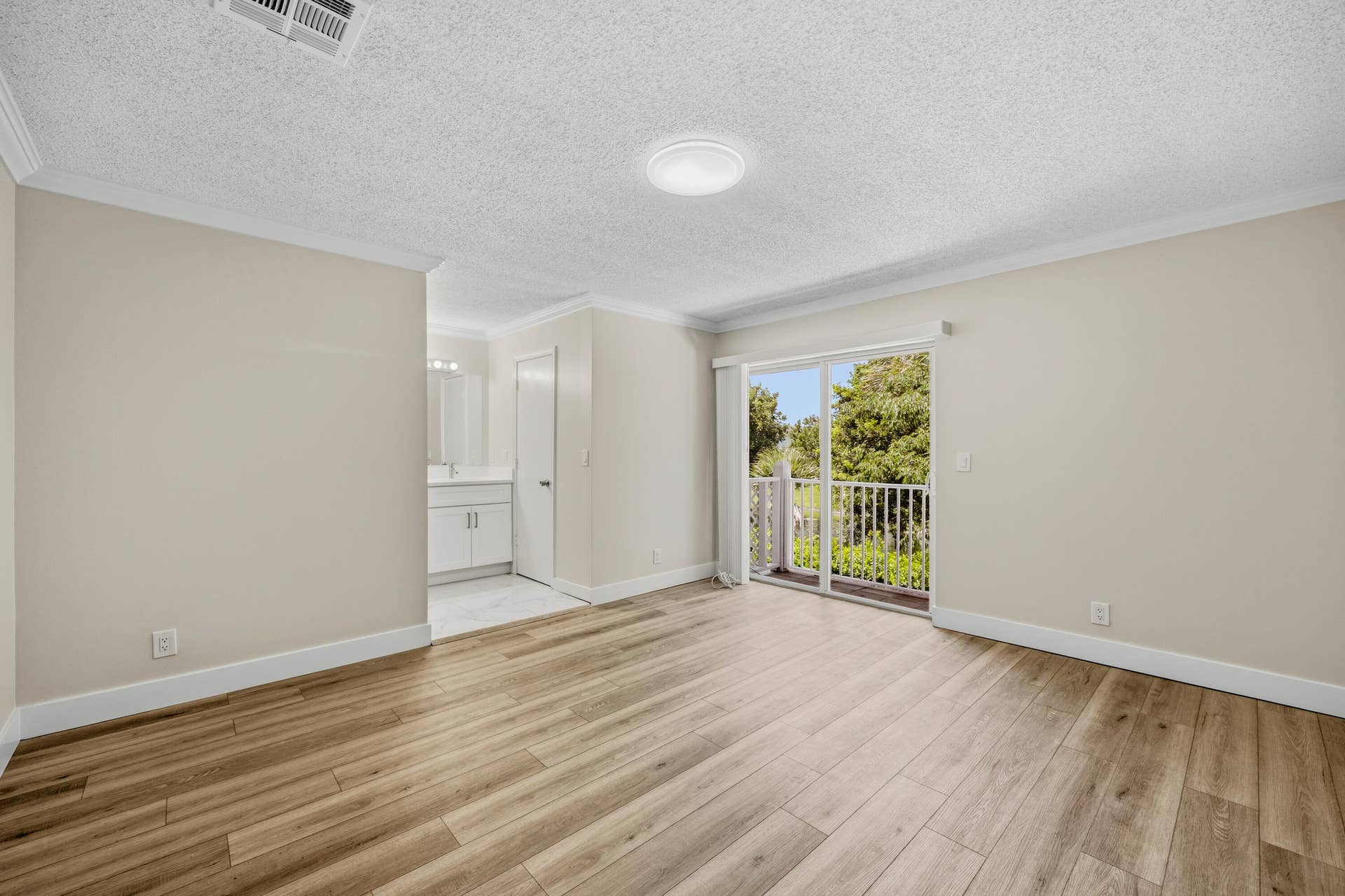 4161 NW 9TH Avenue, #5, Pompano Beach, Deerfield Beach, FL 33064 9.1