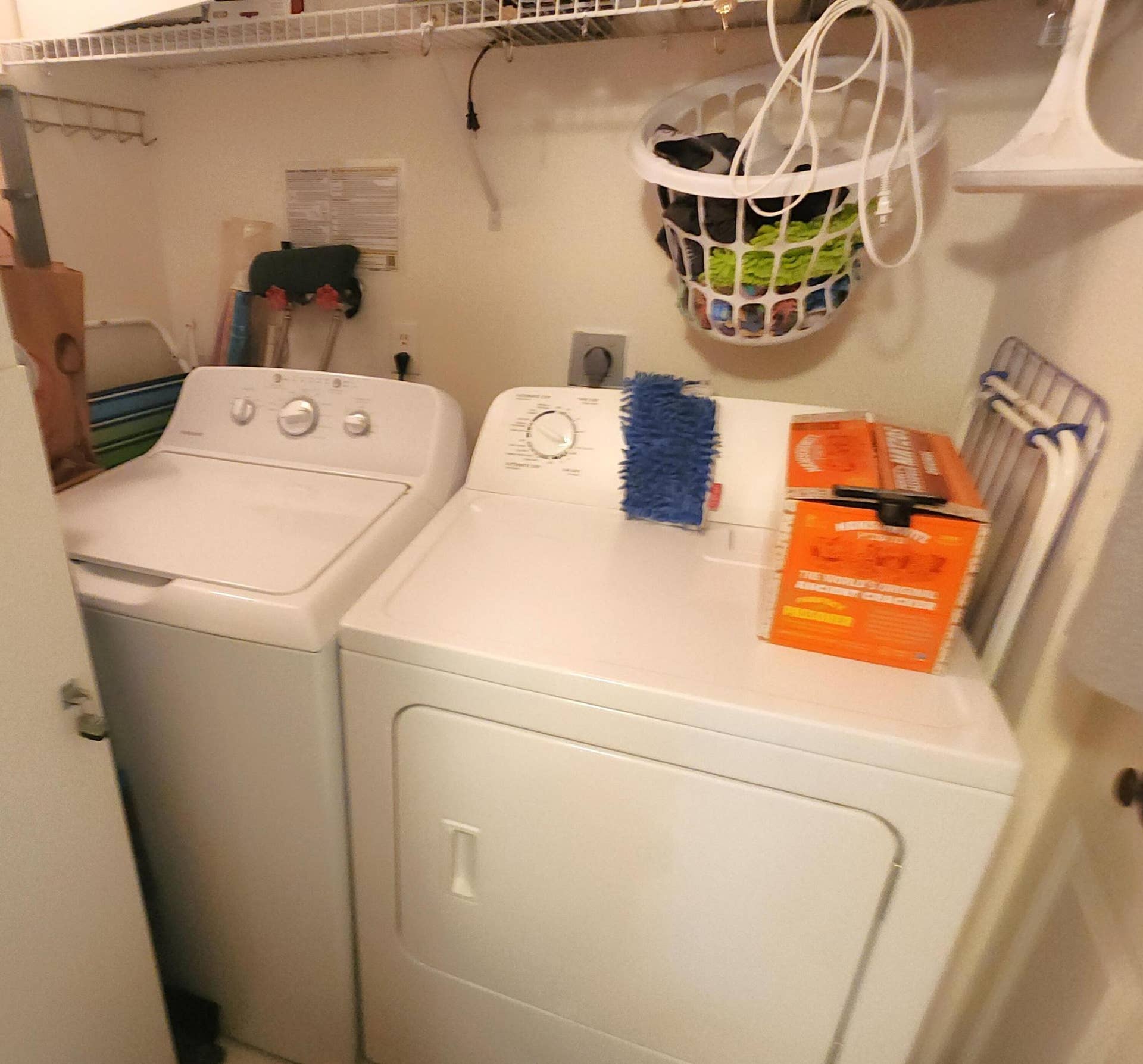 2455 LINDELL Boulevard, #3511, Delray Beach, FL 33444 laundry room
