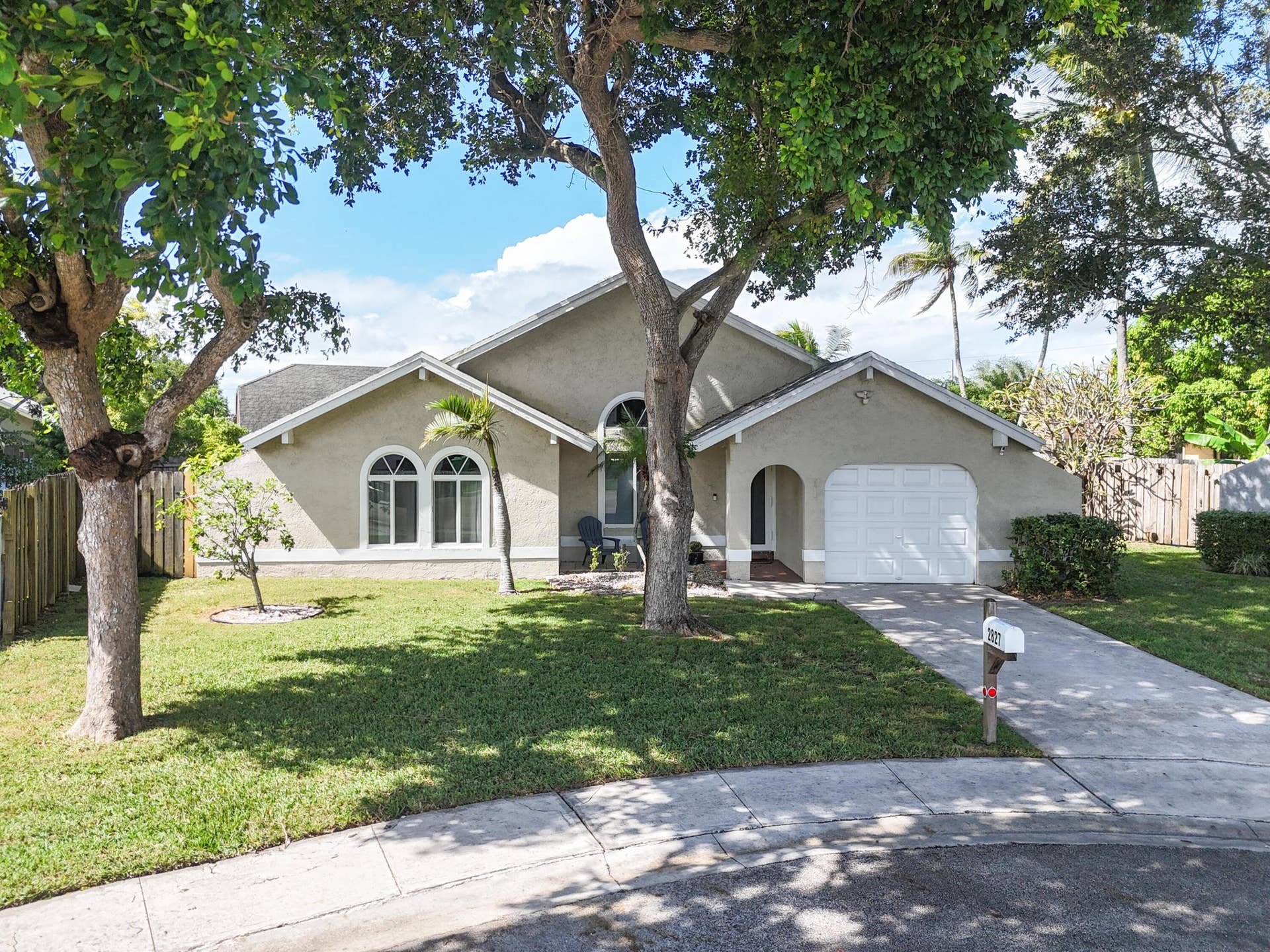 2827 NW 110th Avenue, Sunrise, FL 33322 a0CAM_20261027131506_0790_W