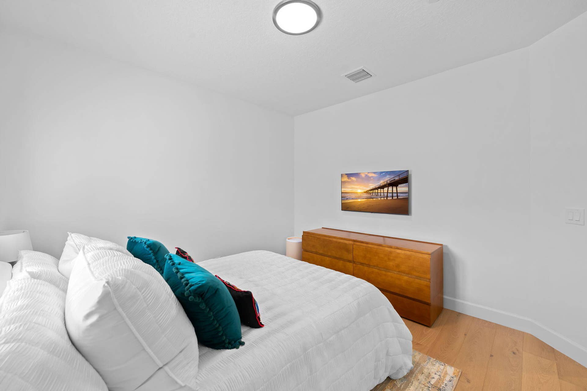 613 NE FRANCESCA Lane, Boca Raton, FL 33487 Guest Suite