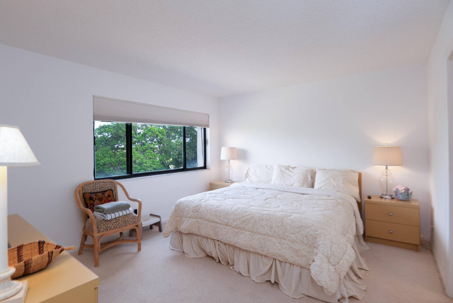 2500 PRESIDENTIAL Way, #405, West Palm Beach, FL 33401 Clark 2500 Presidential Way 405-009