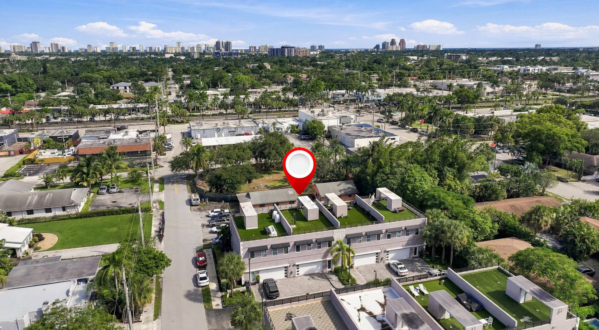 1066 NE 35TH Street, Oakland Park, FL 33334 Aerial View