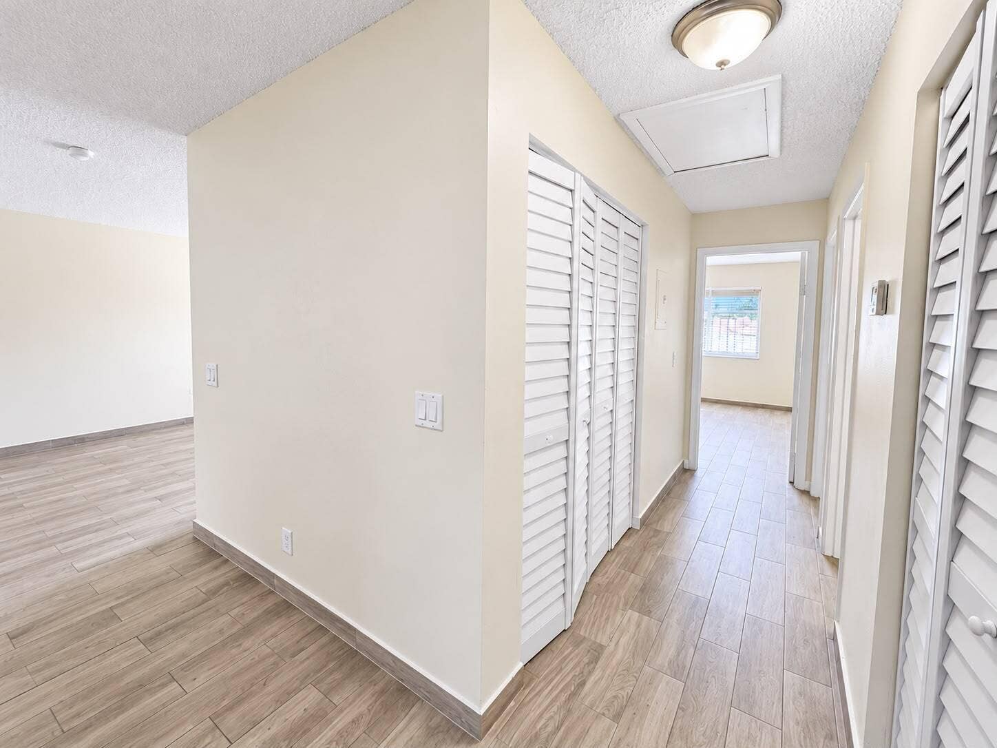 4859 ORLEANS Court, #B, West Palm Beach, FL 33415 WhatsApp Image 2026-10-29 at 3.17.15 PM-