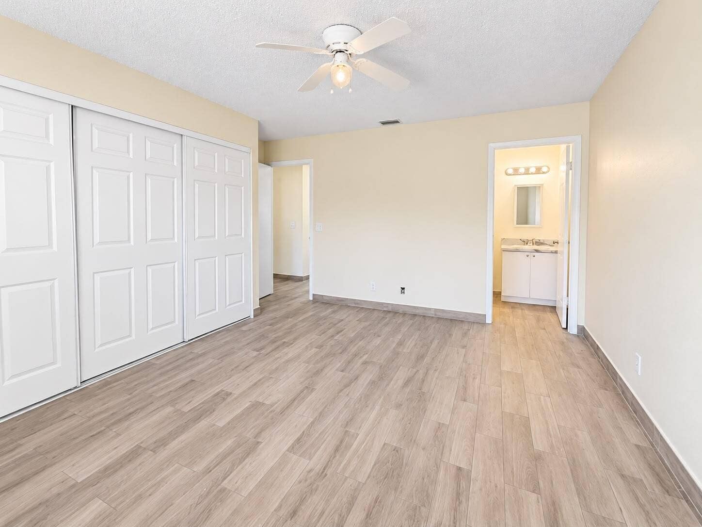 4859 ORLEANS Court, #B, West Palm Beach, FL 33415 MASTER ROOM