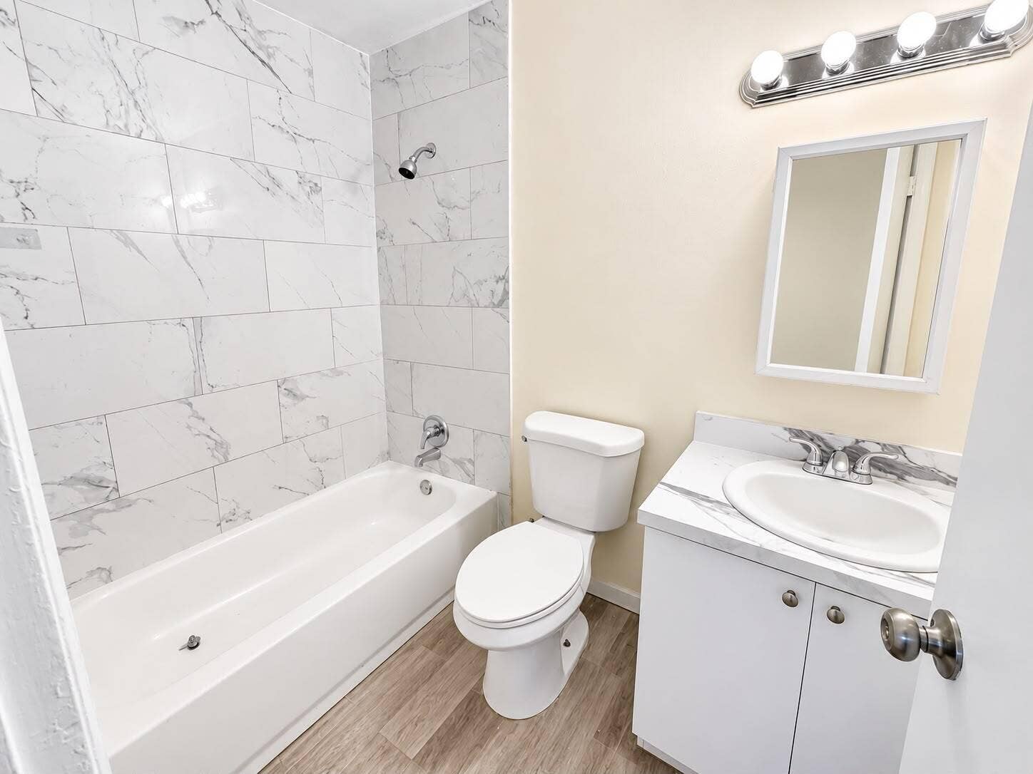4859 ORLEANS Court, #B, West Palm Beach, FL 33415 BATHROOM 1