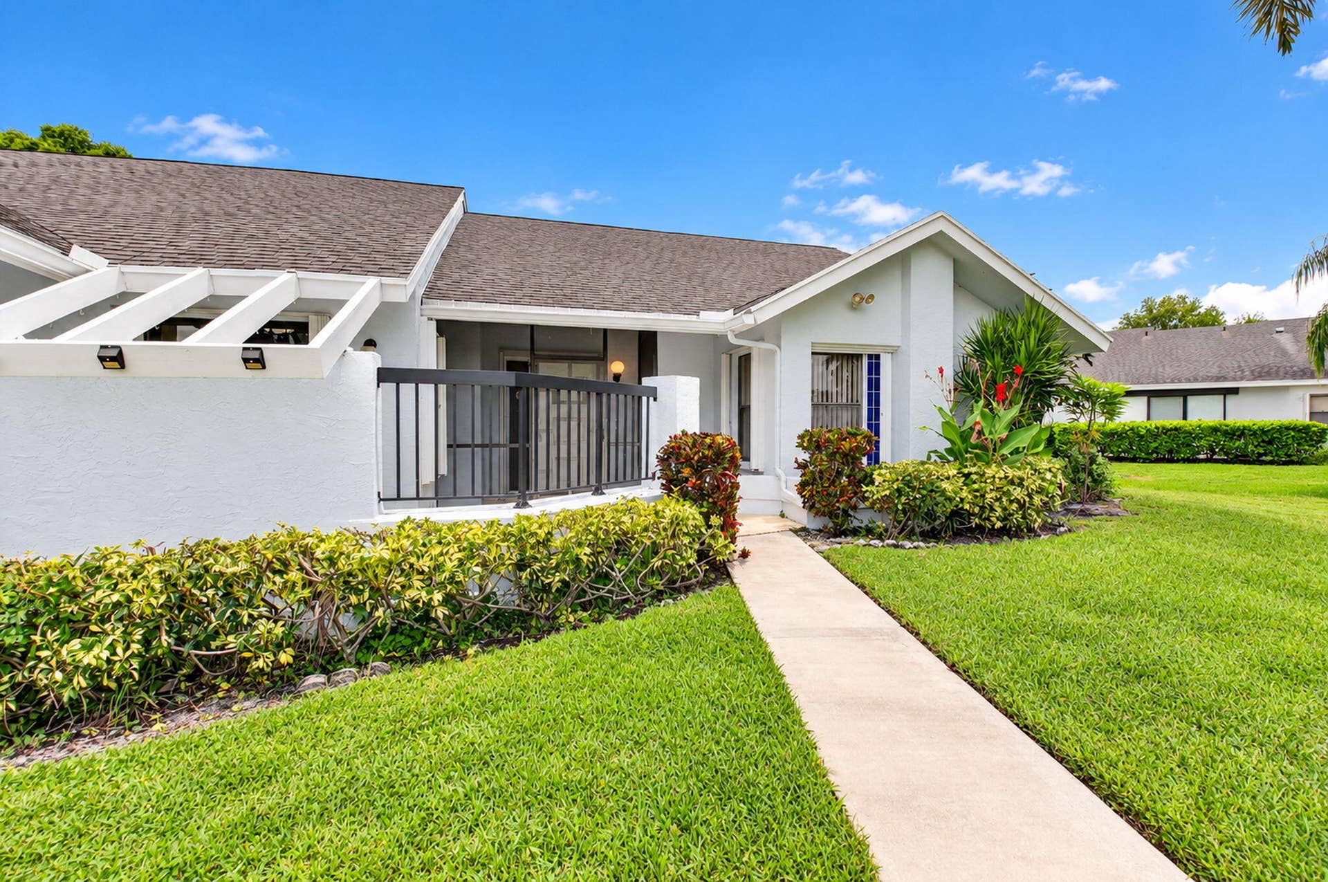 10871 Lake Front Place, Boca Raton, FL 33498 Front of Home