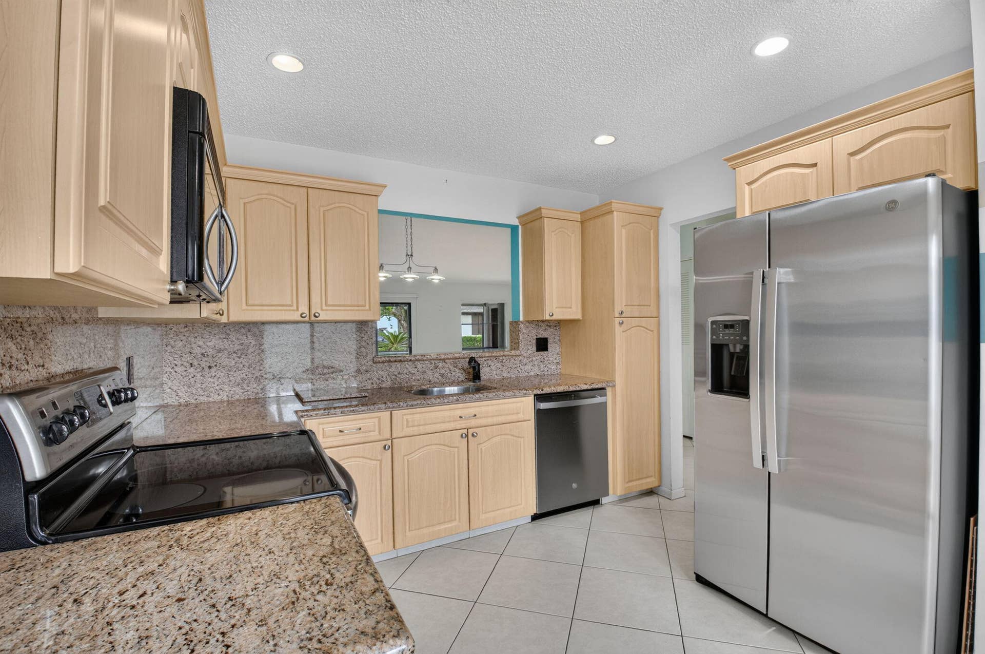 10871 Lake Front Place, Boca Raton, FL 33498 Stainless Steel Appliances
