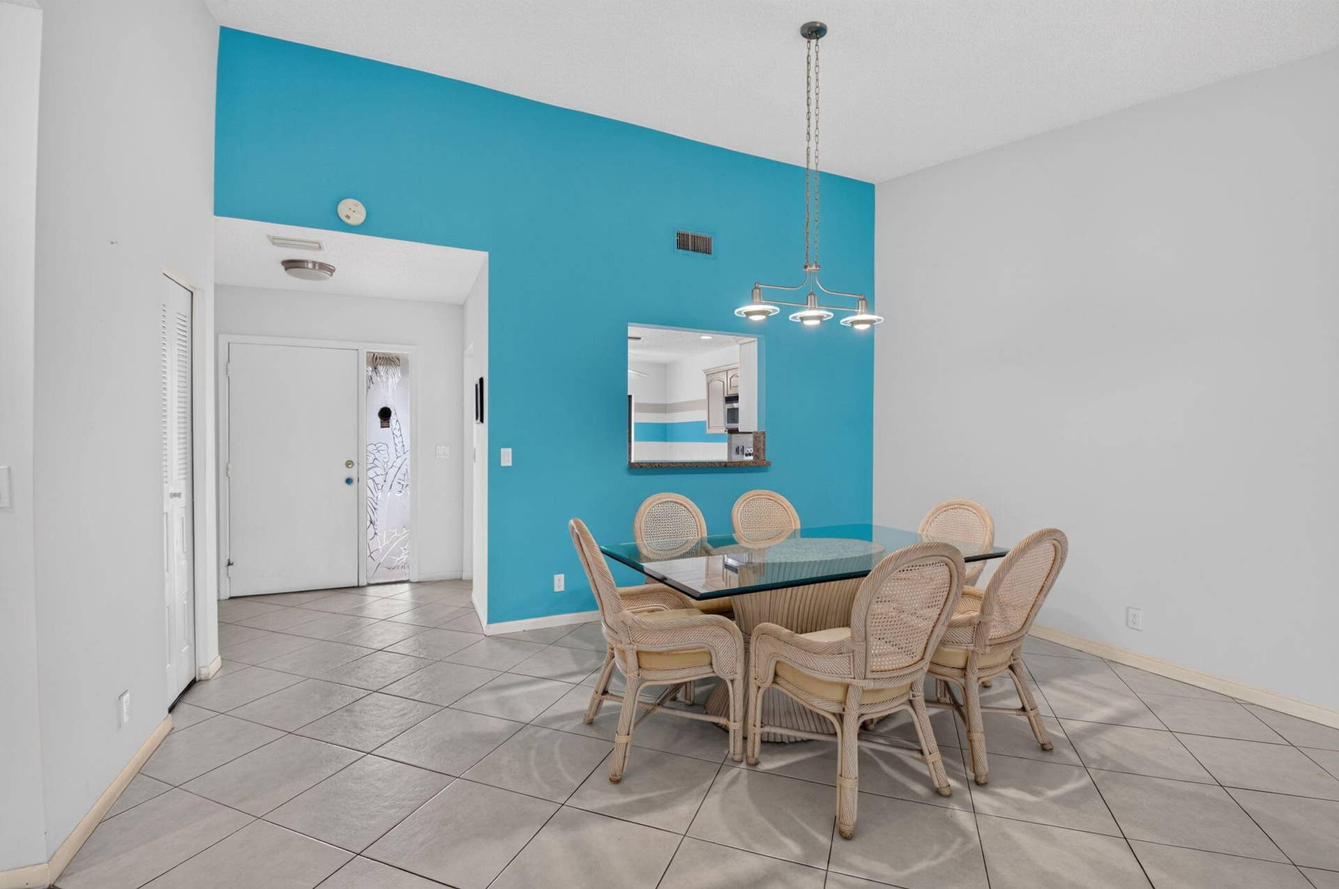 10871 Lake Front Place, Boca Raton, FL 33498 Dining area