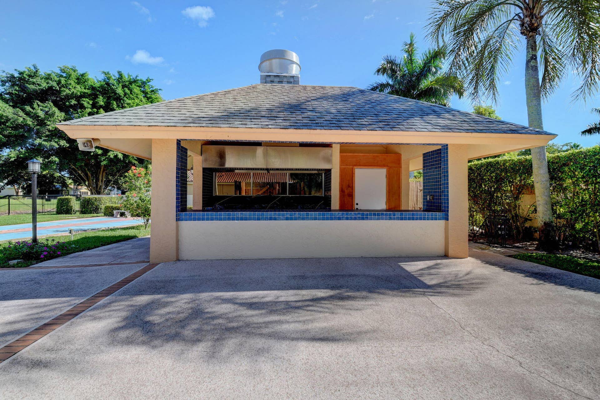 10871 Lake Front Place, Boca Raton, FL 33498 Community