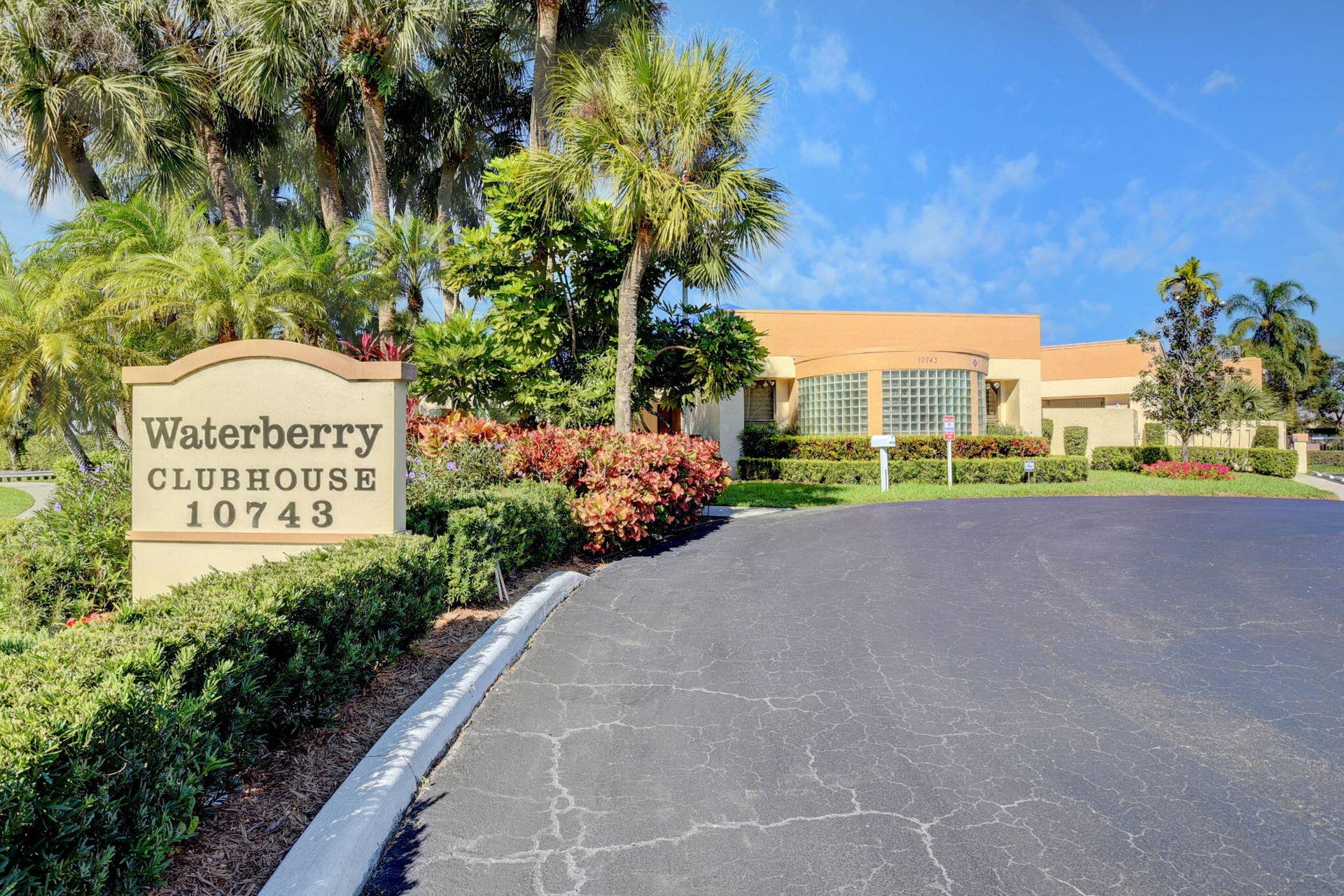10871 Lake Front Place, Boca Raton, FL 33498 Clubhouse