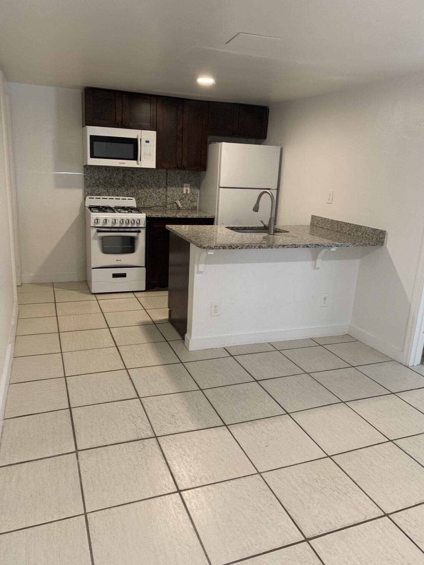 4561 Lake Avenue, #9, West Palm Beach, West Palm Beach, FL 33405 9 Kitch