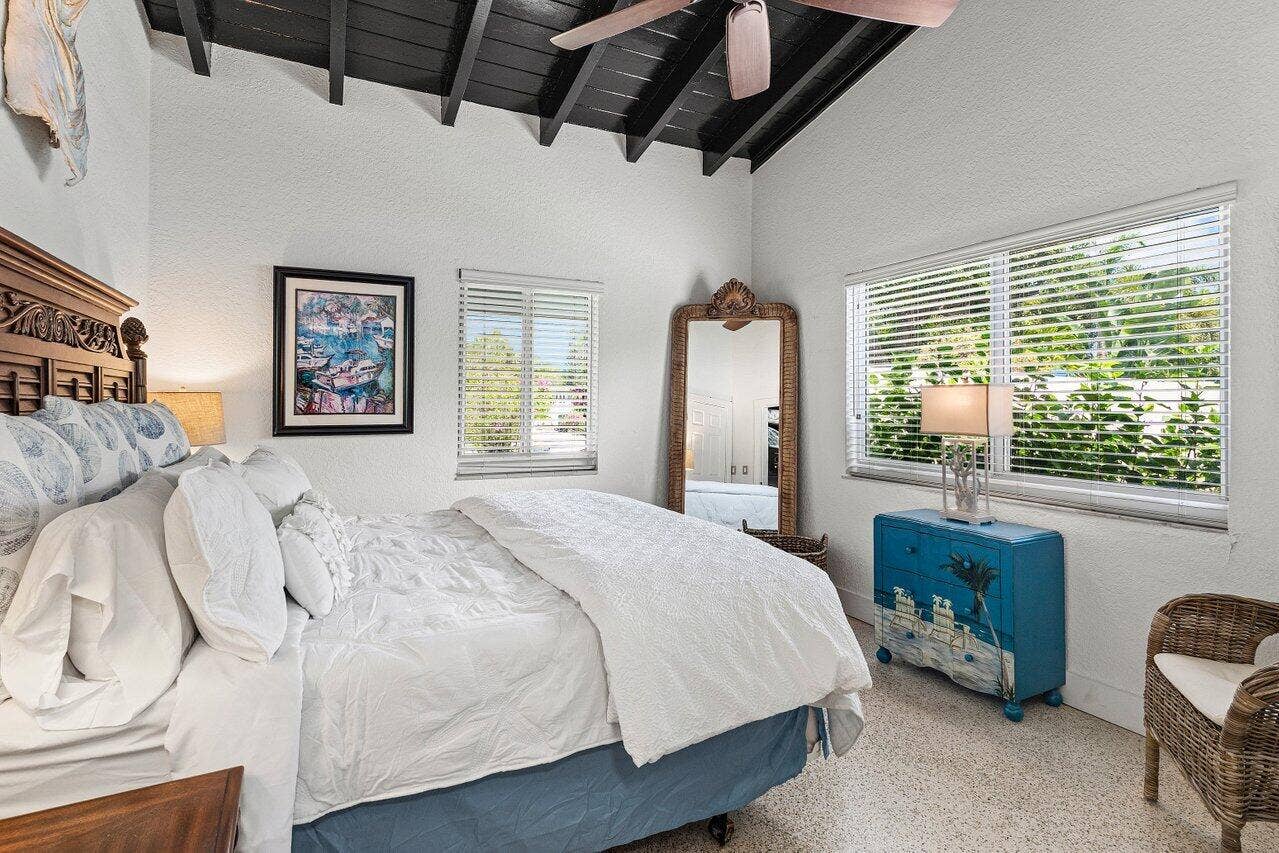 340 NE 7th Avenue, Delray Beach, Delray Beach, FL 33483 021-340Northeast7thAvenue-DelrayBeach-FL