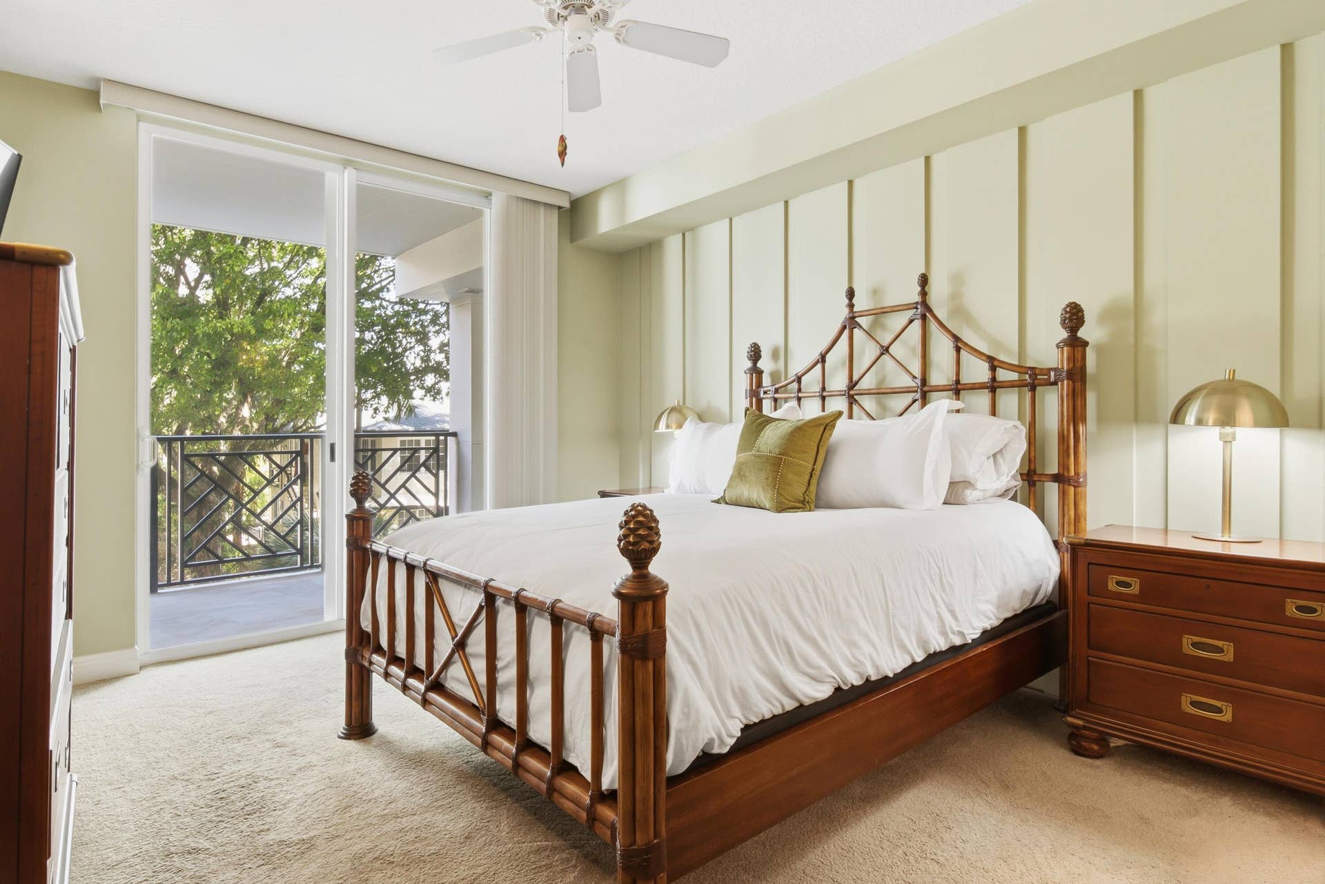 600 S Dixie Highway, #211, West Palm Beach, FL 33401 11 - Primary Bedroom