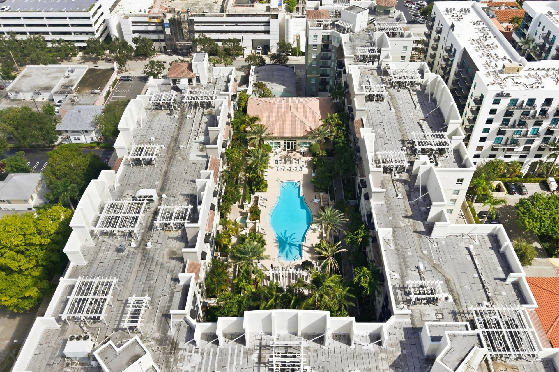 600 S Dixie Highway, #211, West Palm Beach, FL 33401 40 - Aerial Pool Courtyard