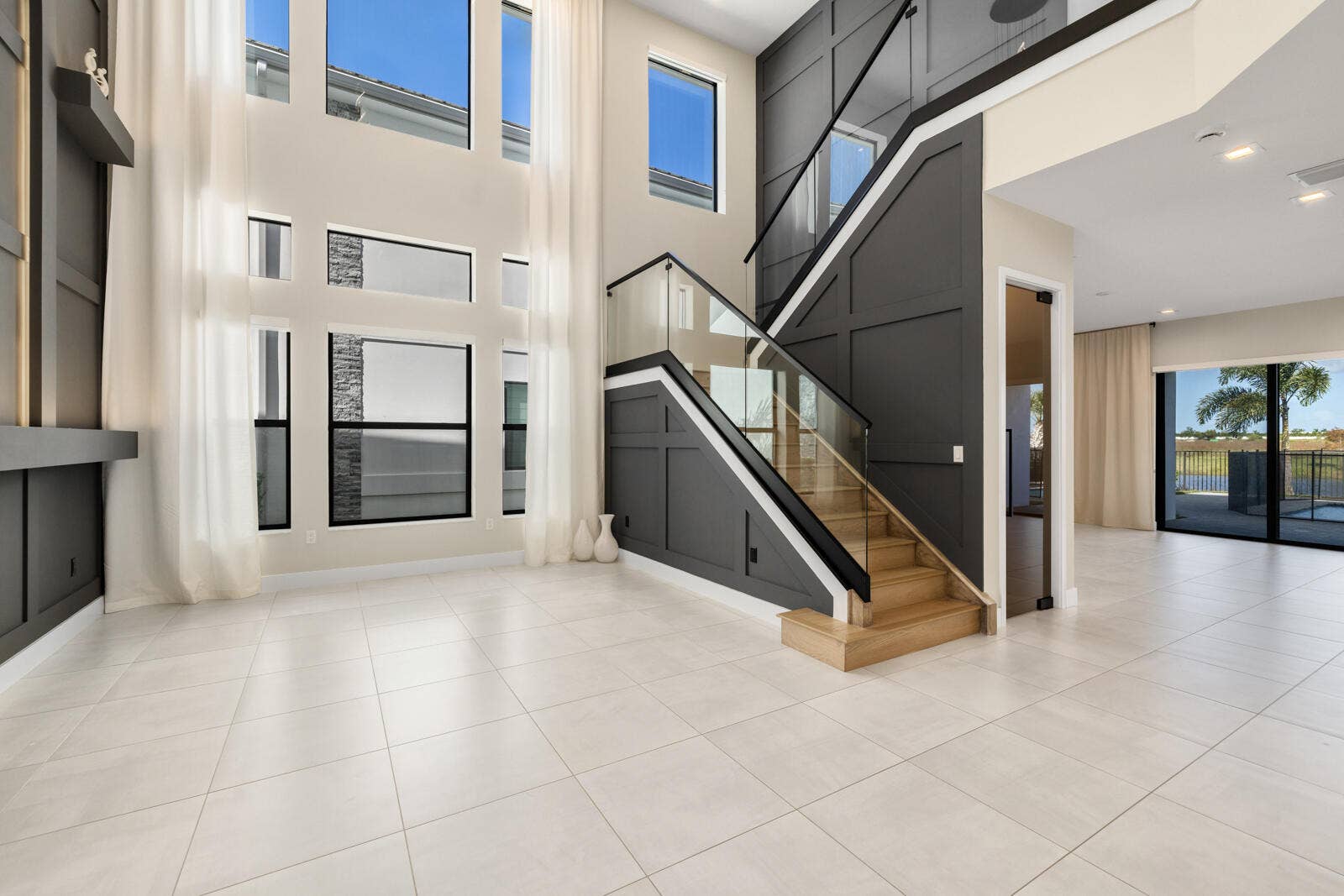 Modern Foyer