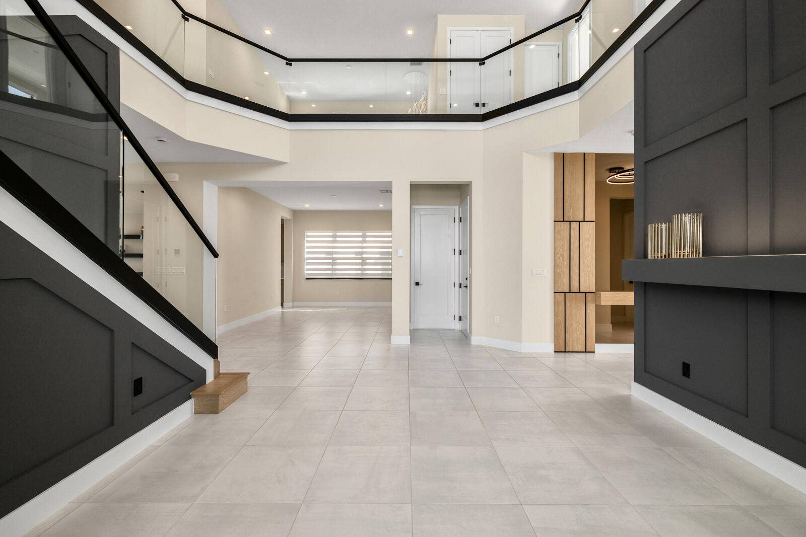 Modern Foyer