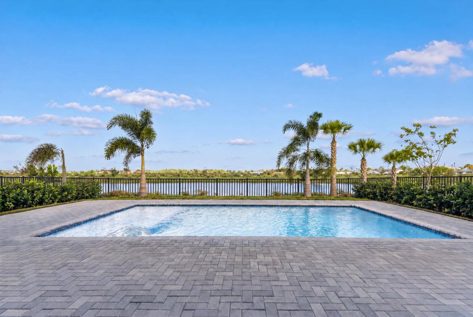 Pool / Lake View