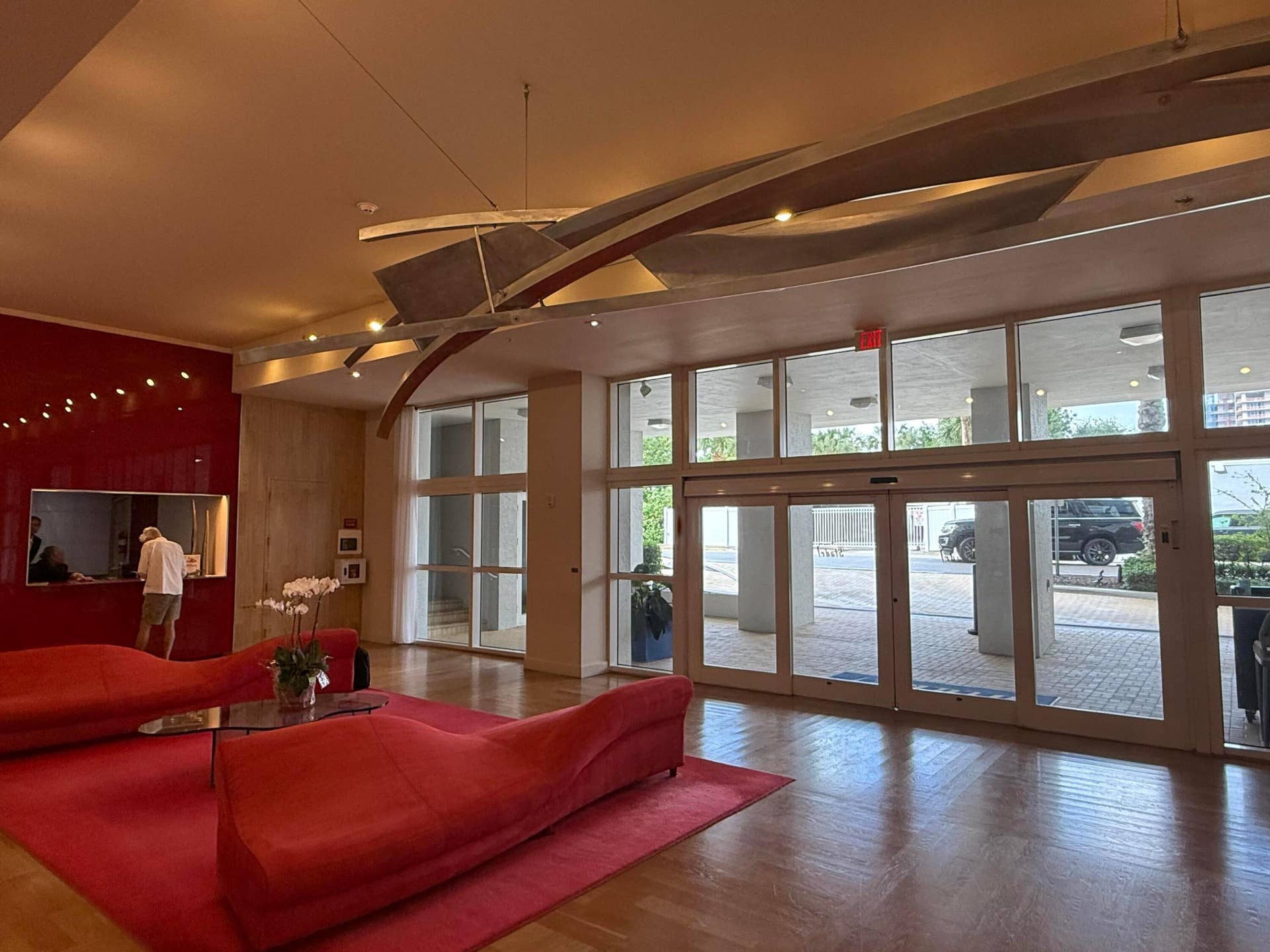 1551 N Flagler Drive, #1108, West Palm Beach, FL 33401 Lobby entrance
