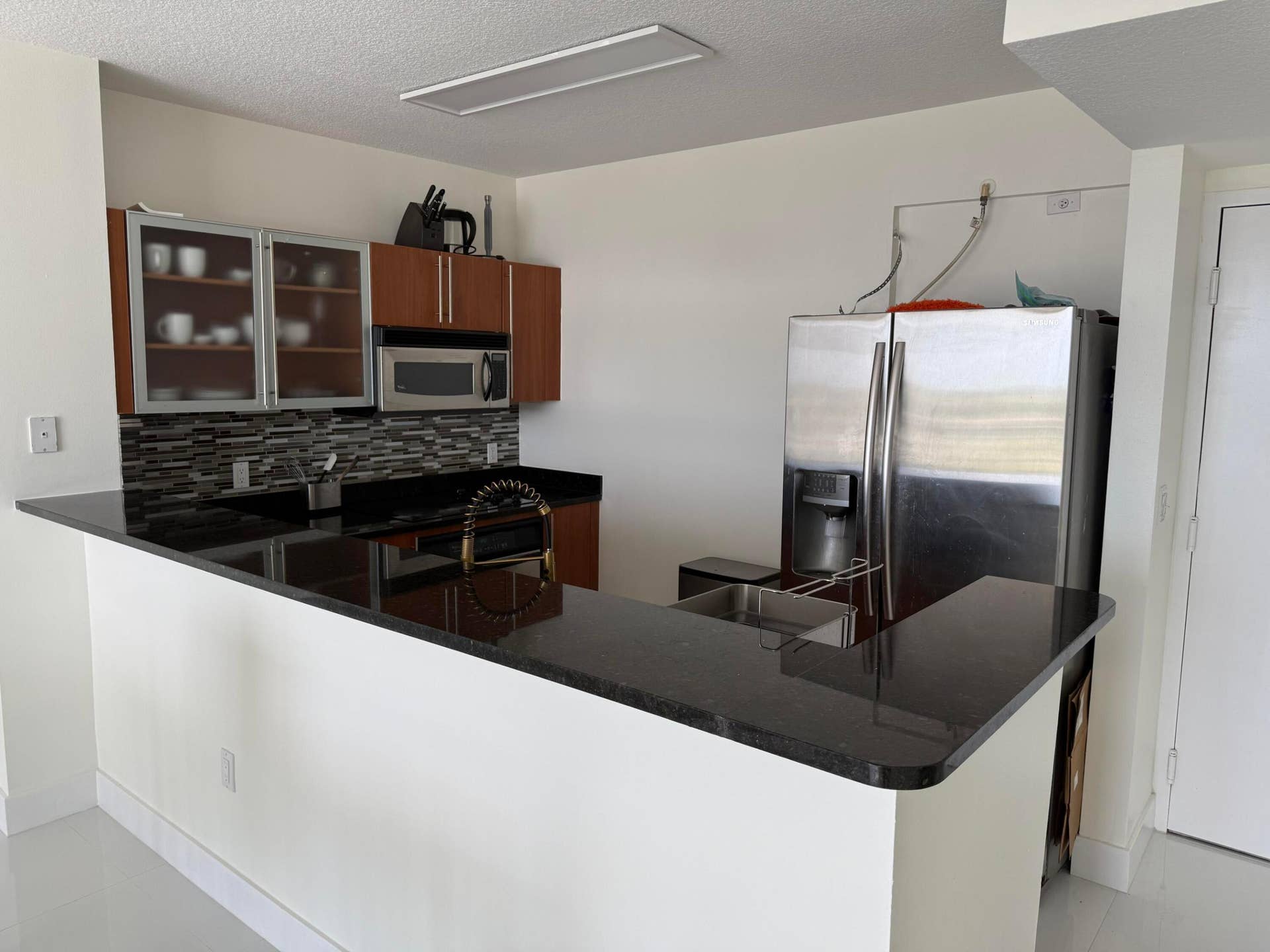 1551 N Flagler Drive, #1108, West Palm Beach, FL 33401 Kitchen
