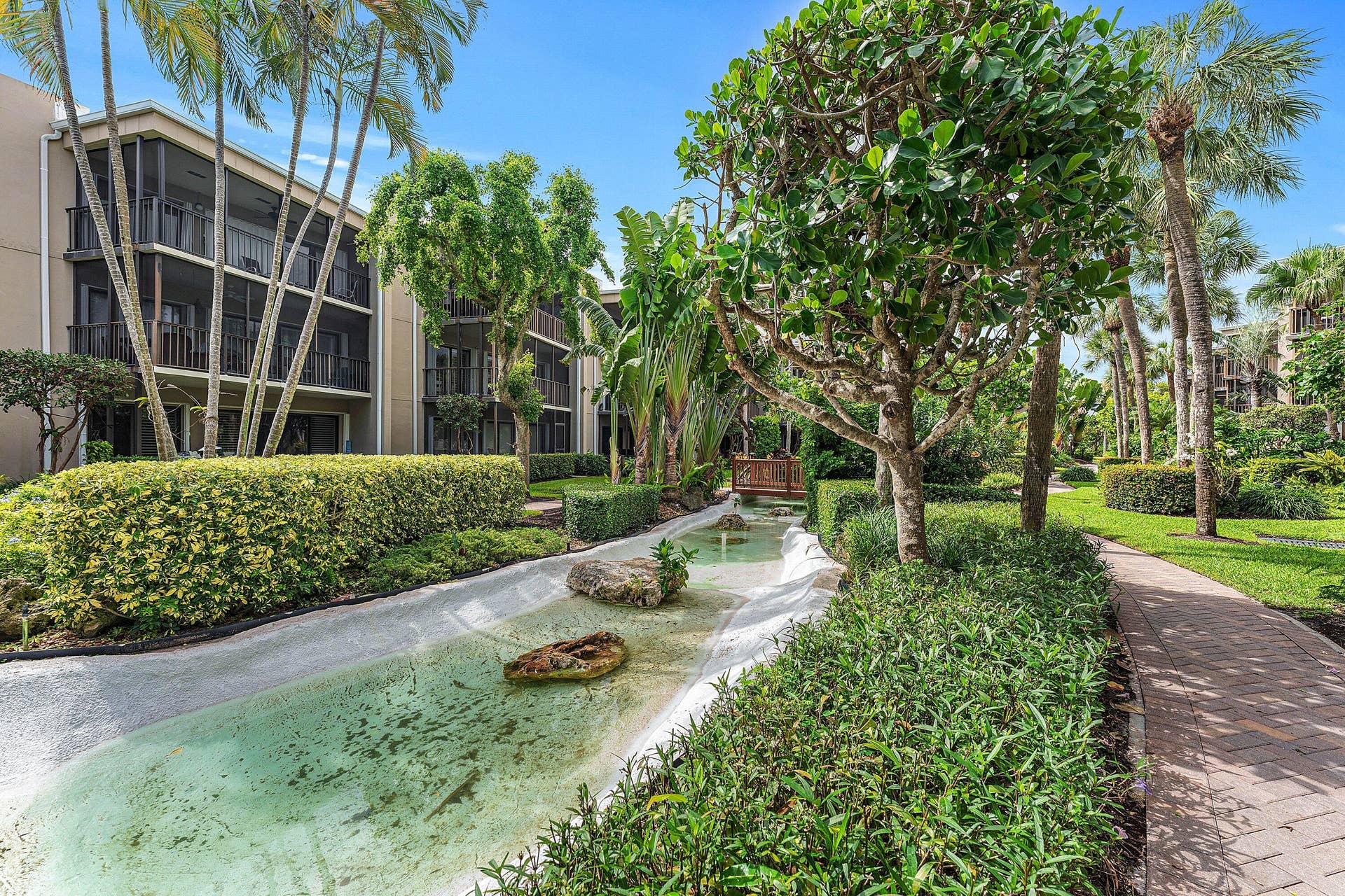 3605 S Ocean Boulevard, #318, South Palm Beach, FL 33480 031-3605SouthOceanBoulevard-318-SouthPal